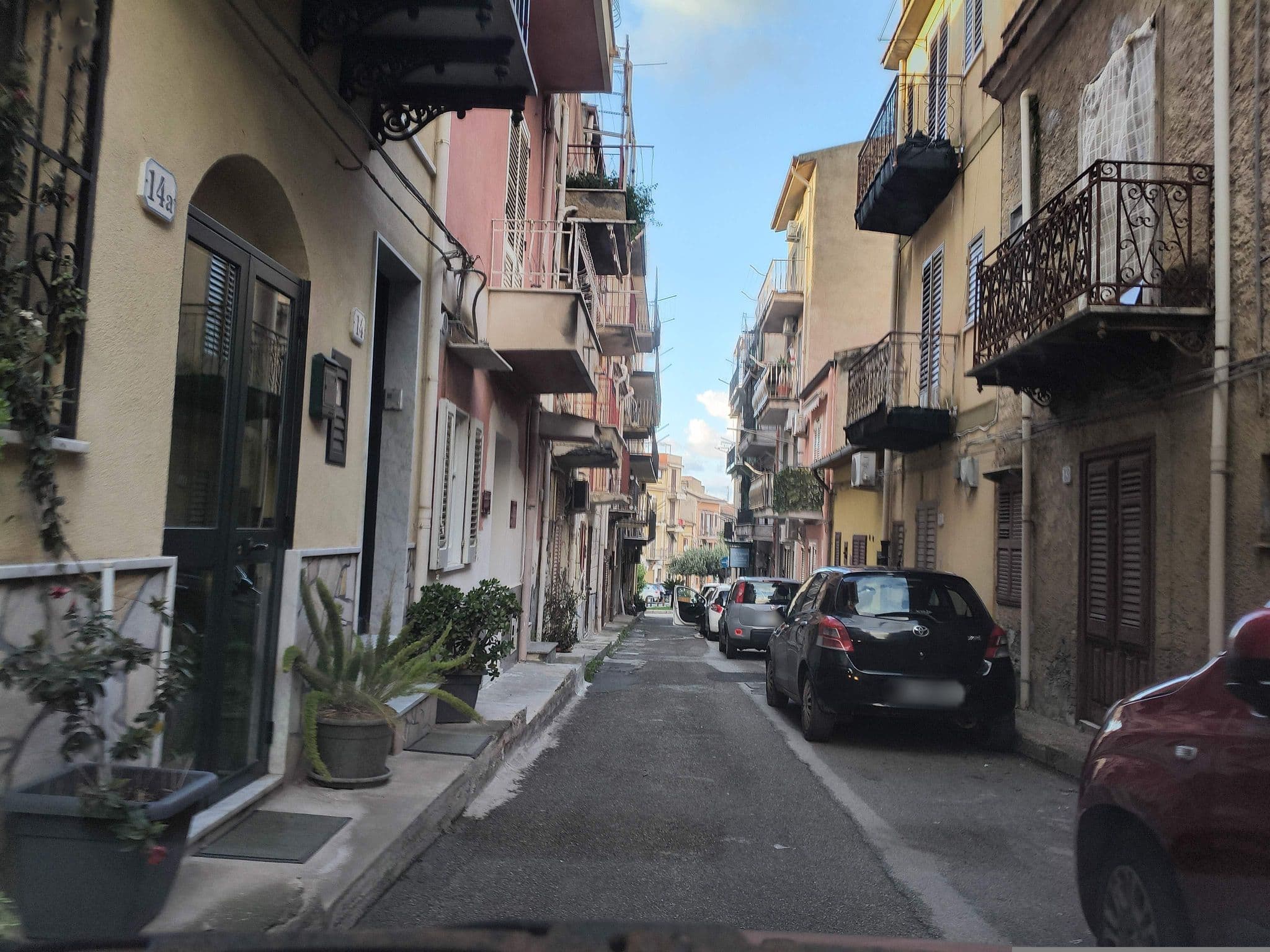 Street view near IN CENTRO ROOMS, Campofelice di Roccella — © kk4269302 (CC BY-SA · Mapillary)