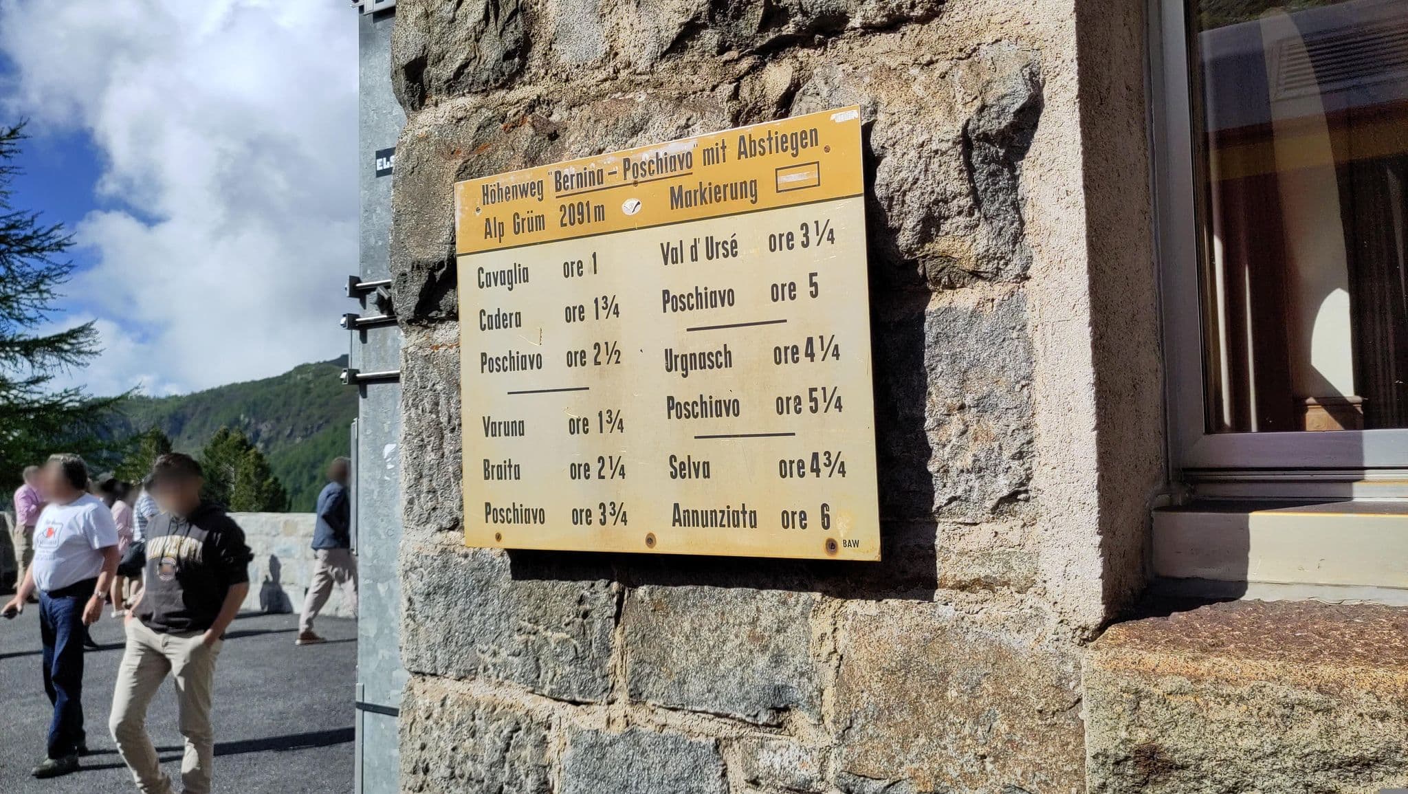 Street view near Alp Grüm, Poschiavo — © marcuscalabresus (CC BY-SA · Mapillary)