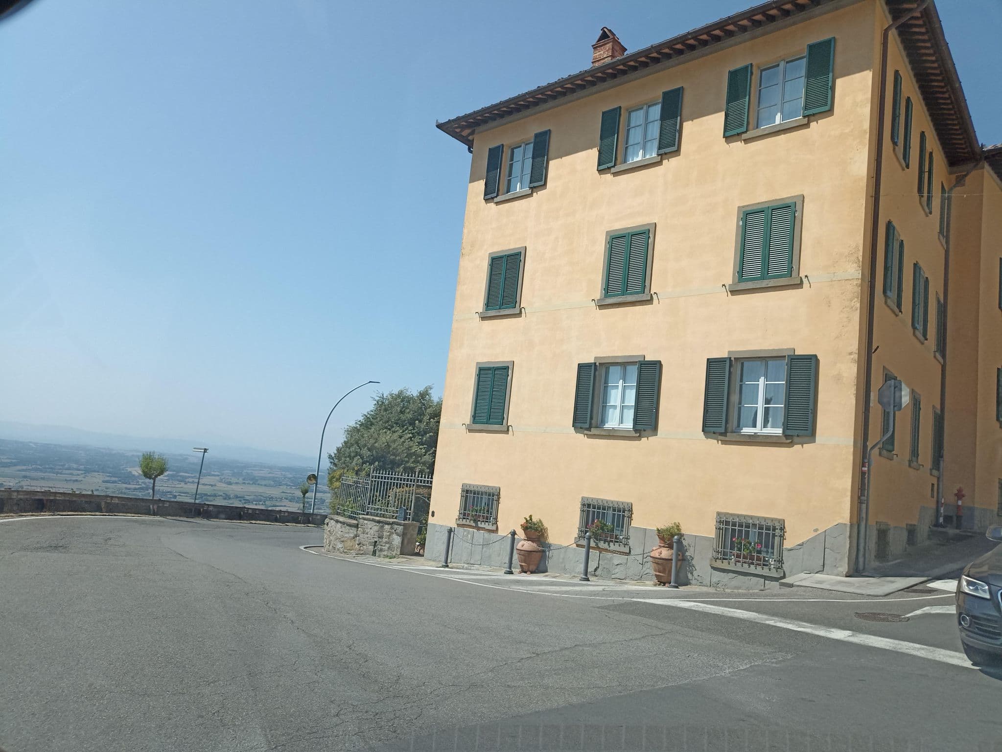 Street view near Hotel Villa Marsili, Cortona — © massic80 (CC BY-SA · Mapillary)