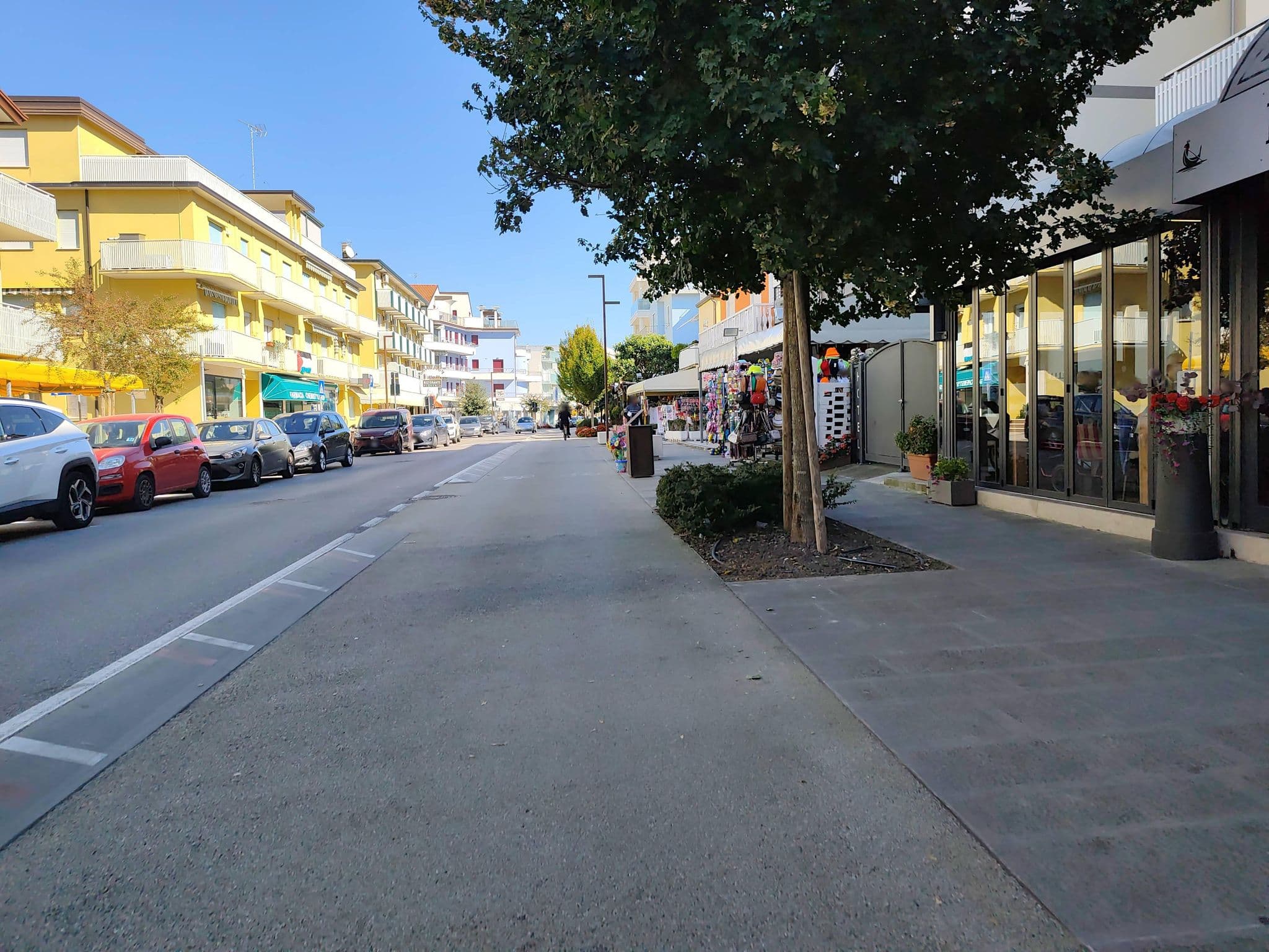 Street view near Hotel Venezia albergo con ristorante, Caorle — © Duro (CC BY-SA · Mapillary)