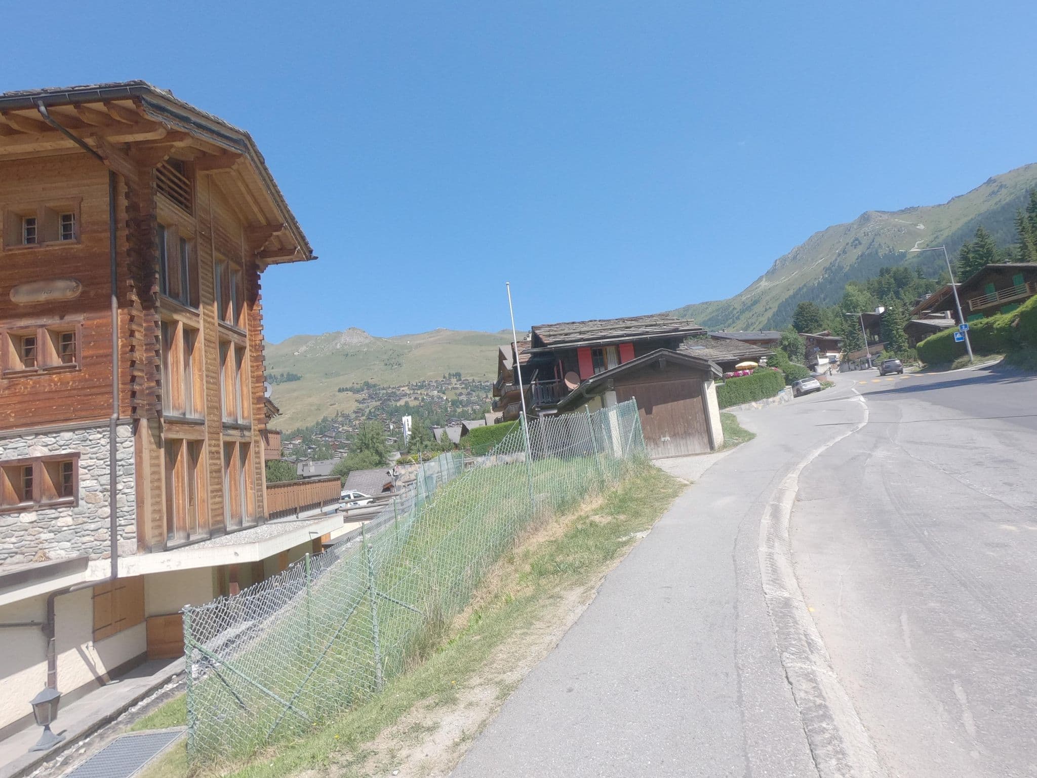 Street view near Rosablanche, Verbier