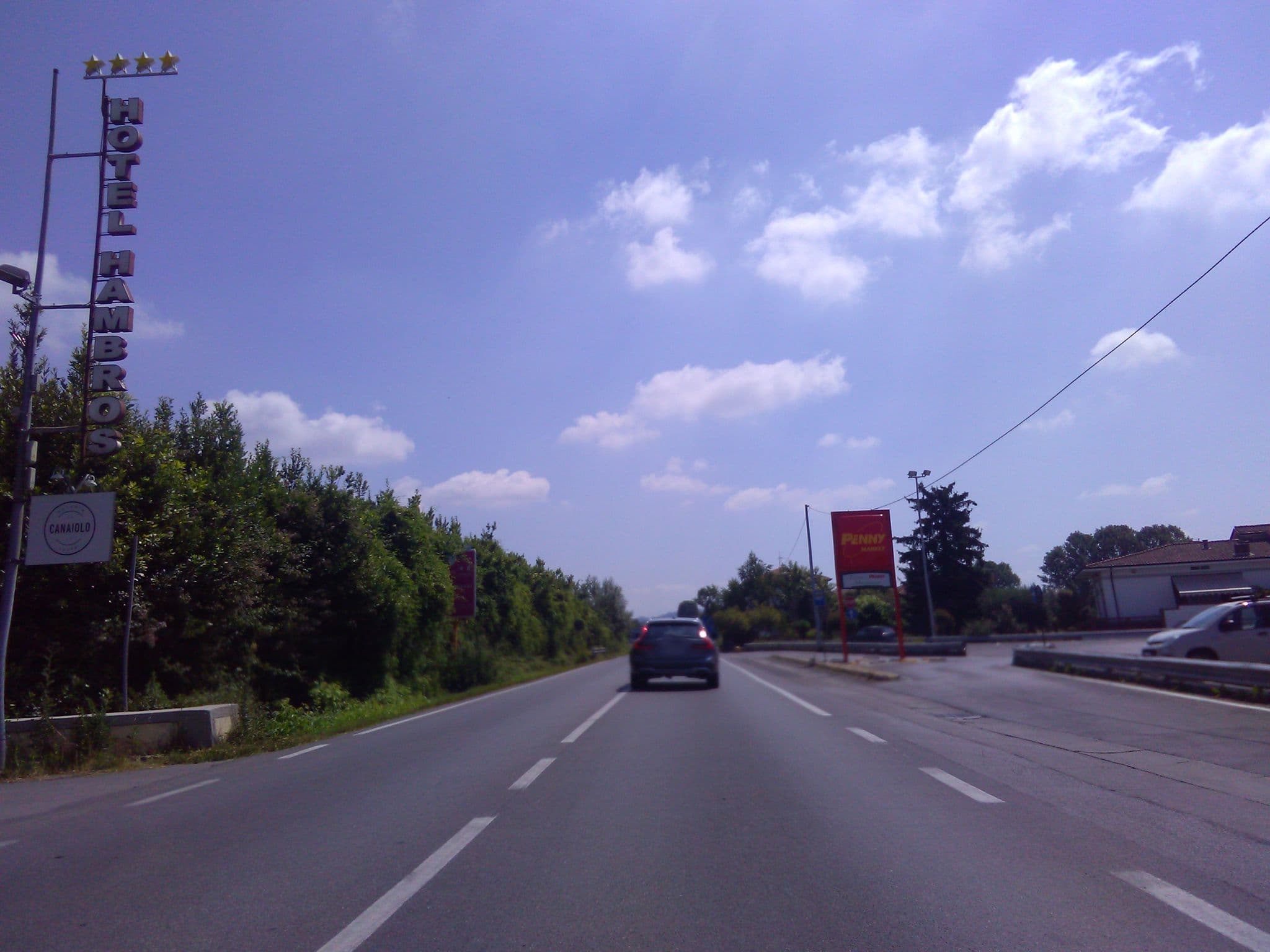 Street view near Hotel Hambros, Capannori — © cxc (CC BY-SA · Mapillary)