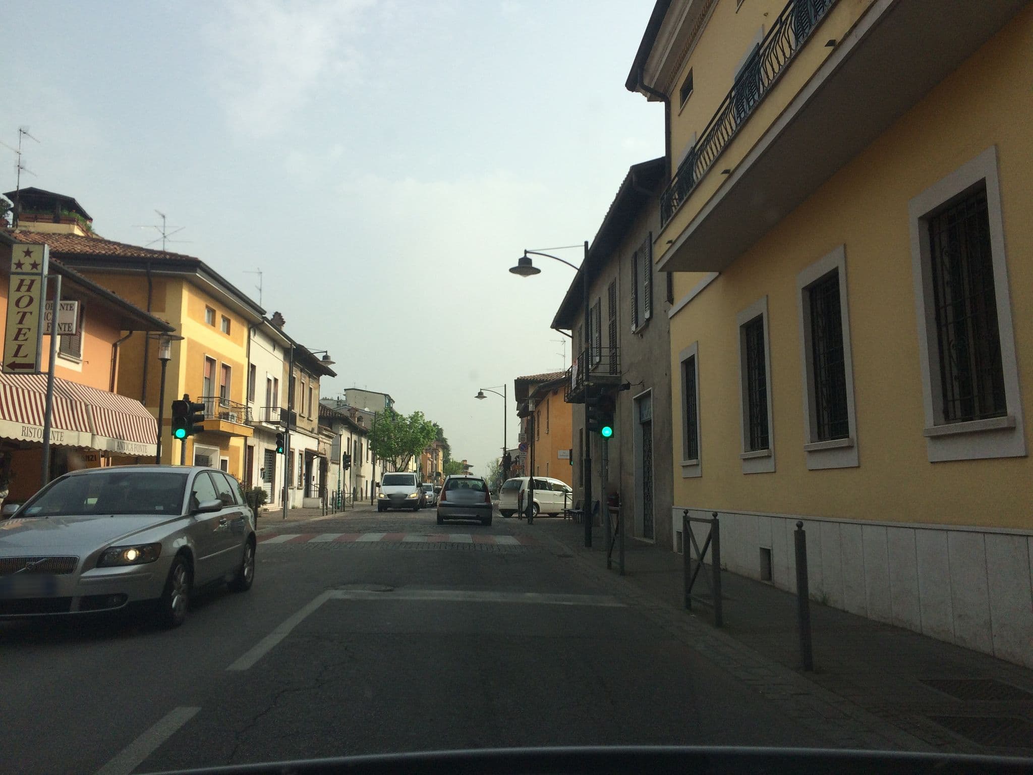 Street view near Hotel Antica Fonte, Castel Mella — © plago73 (CC BY-SA · Mapillary)