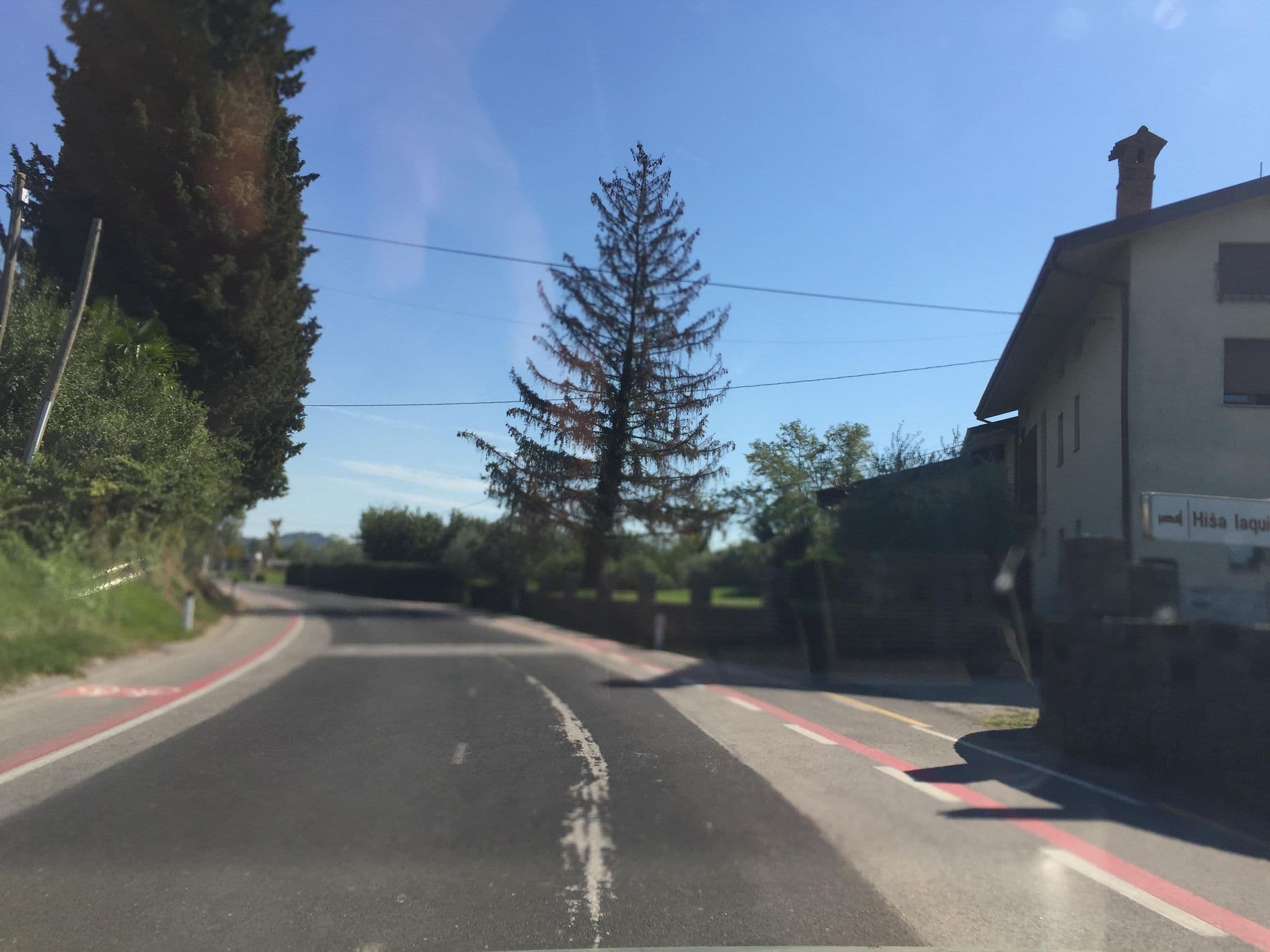 Street view near House Iaquin, Mossa — © igorzo (CC BY-SA · Mapillary)