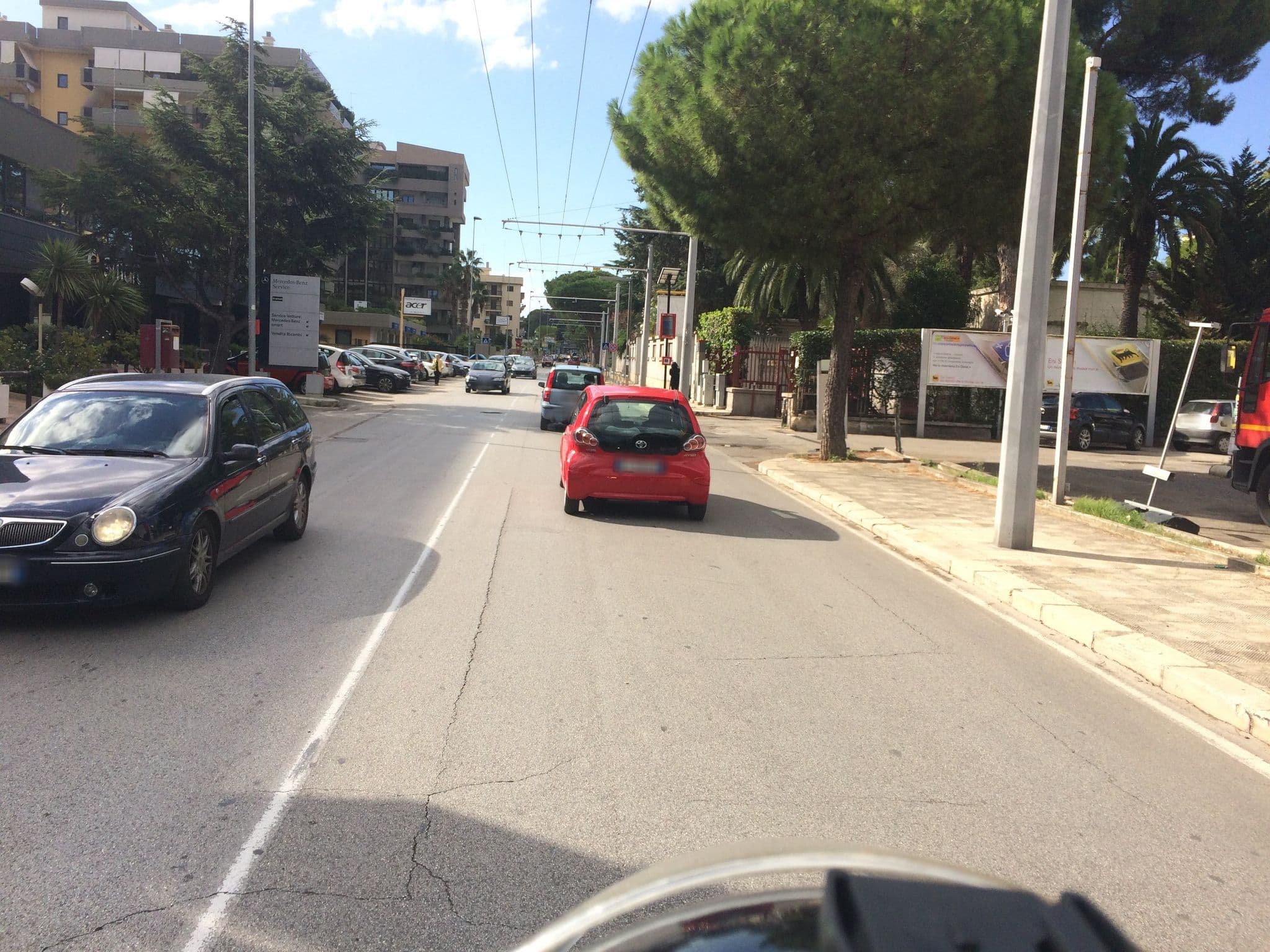Street view near B&B HOTEL Bari Rondò, Bari — © nicolaottolino (CC BY-SA · Mapillary)