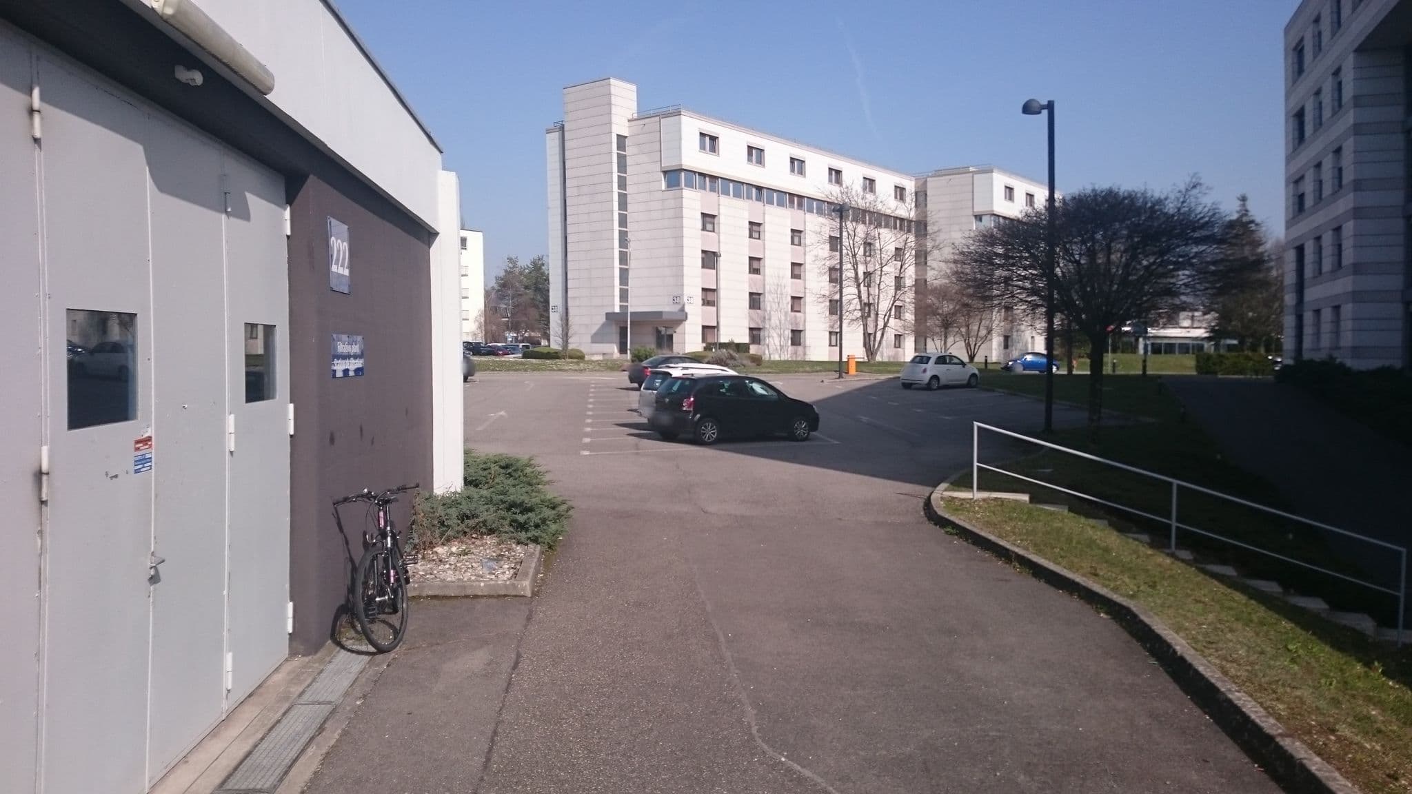 Street view near Building 39, Meyrin — © thx (CC BY-SA · Mapillary)
