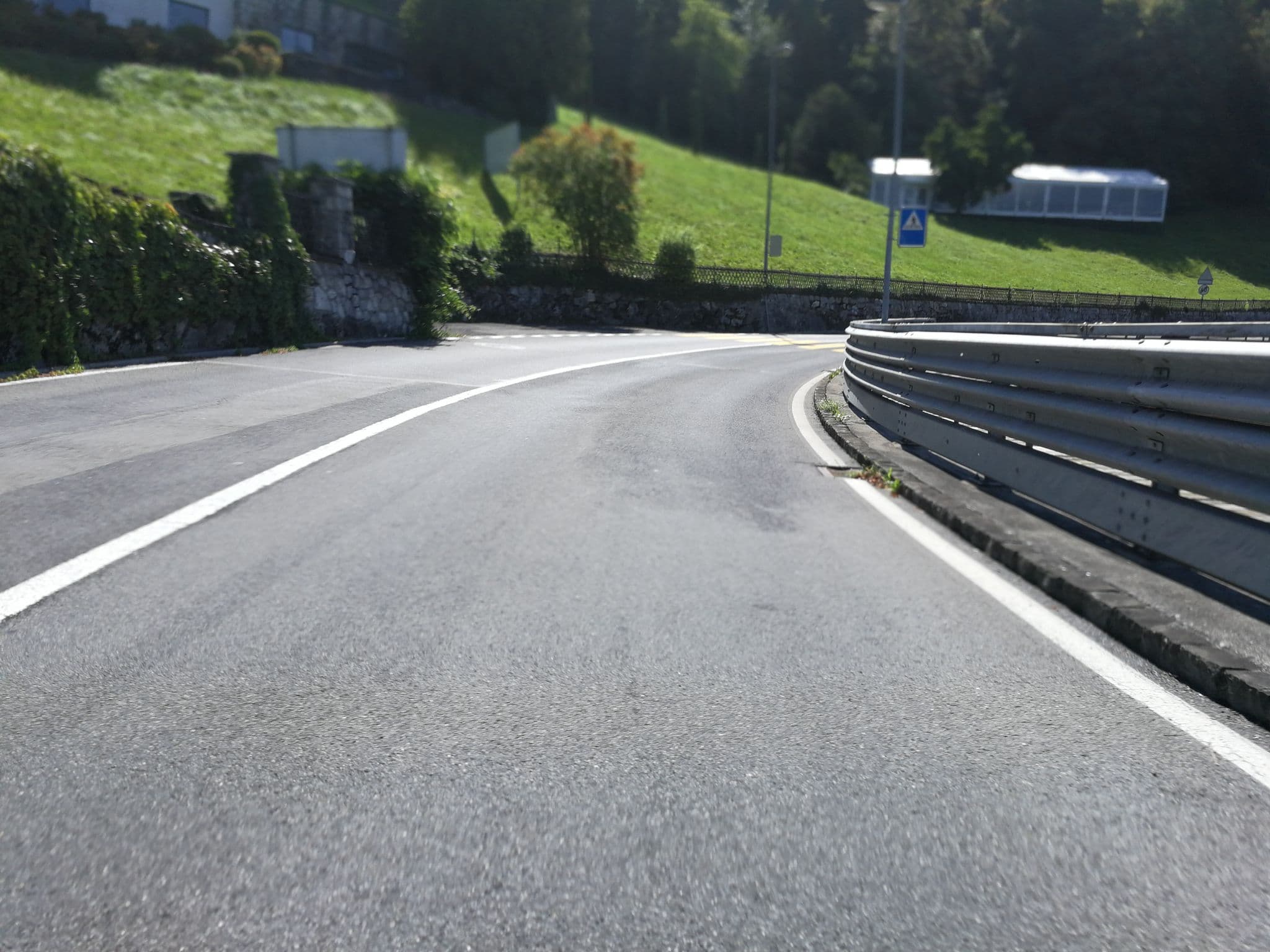 Street view near Hotel FloraAlpina, Vitznau — © barbe45 (CC BY-SA · Mapillary)