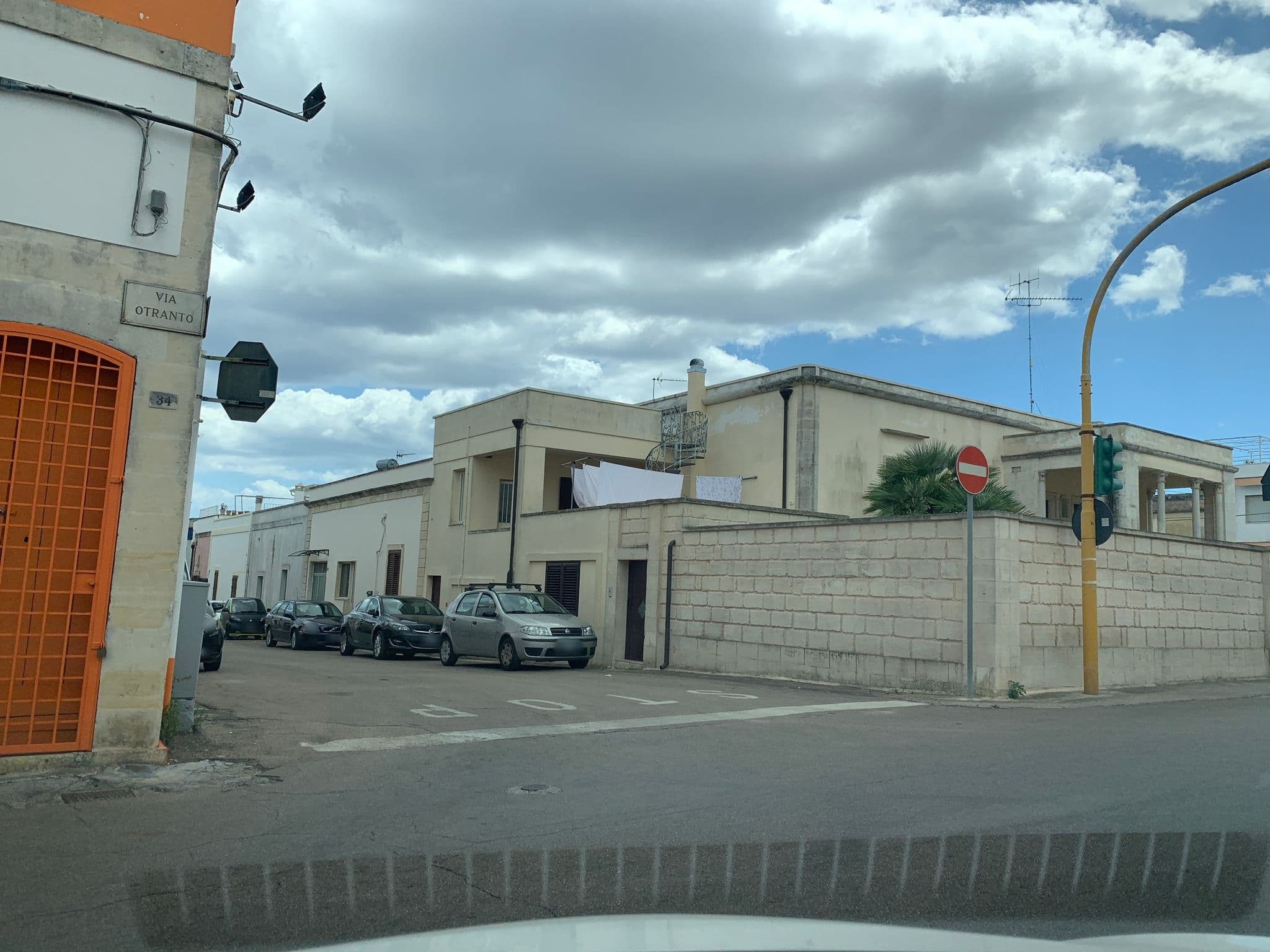 Street view near Le Radici Affittacamere - Bed Breakfast Salento -Uggiano La Chiesa, Uggiano la Chiesa — © kopfpolster (CC BY-SA · Mapillary)
