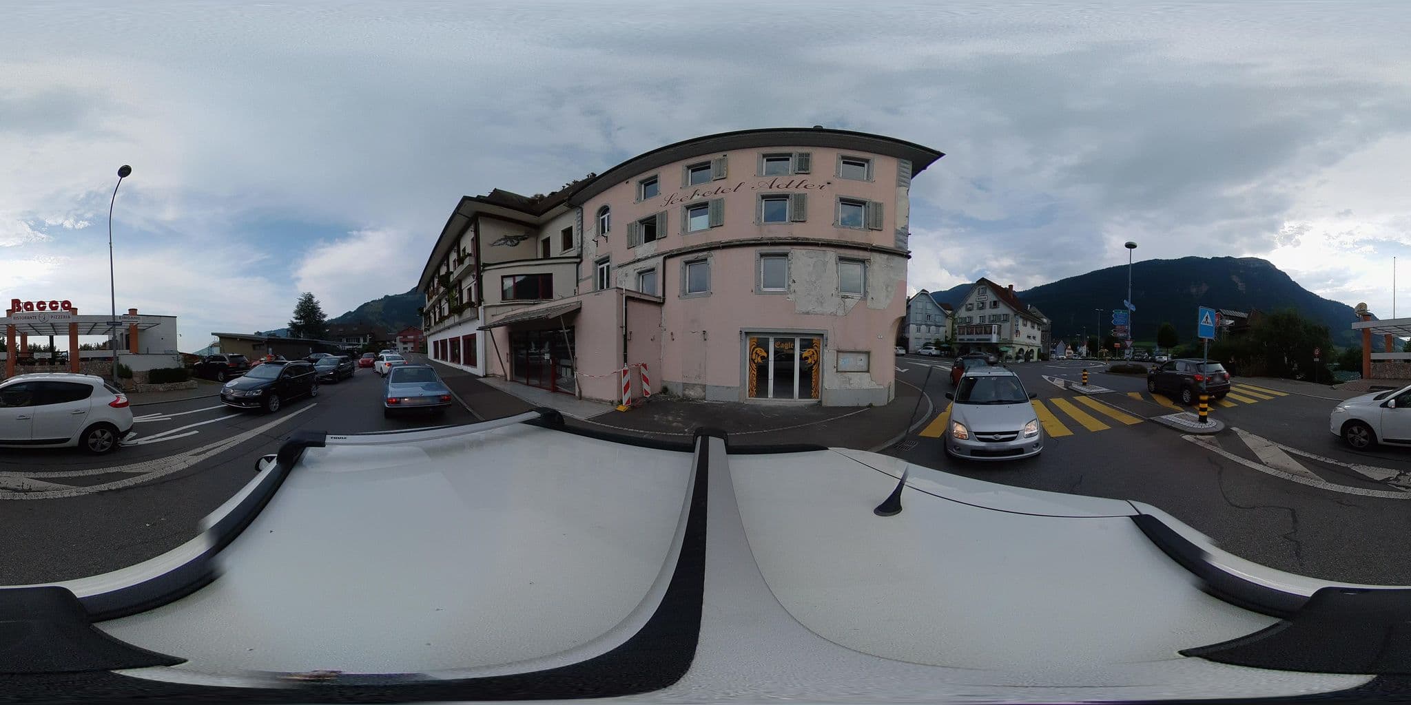 Street view near Livinn, Arth — © chrisbeddow (CC BY-SA · Mapillary)