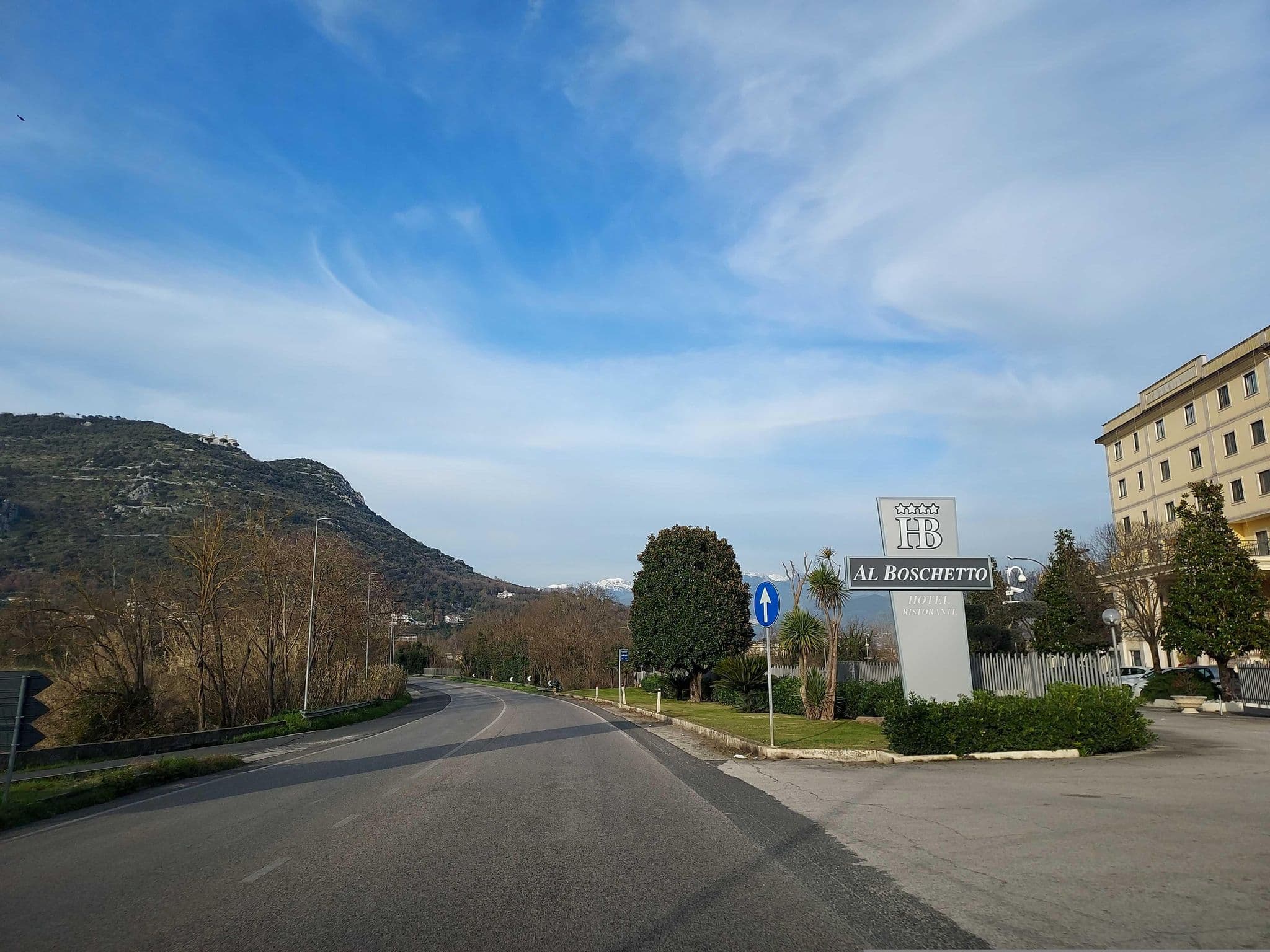 Street view near Hotel Ristorante Al Boschetto Cassino, Cassino — © odiug (CC BY-SA · Mapillary)