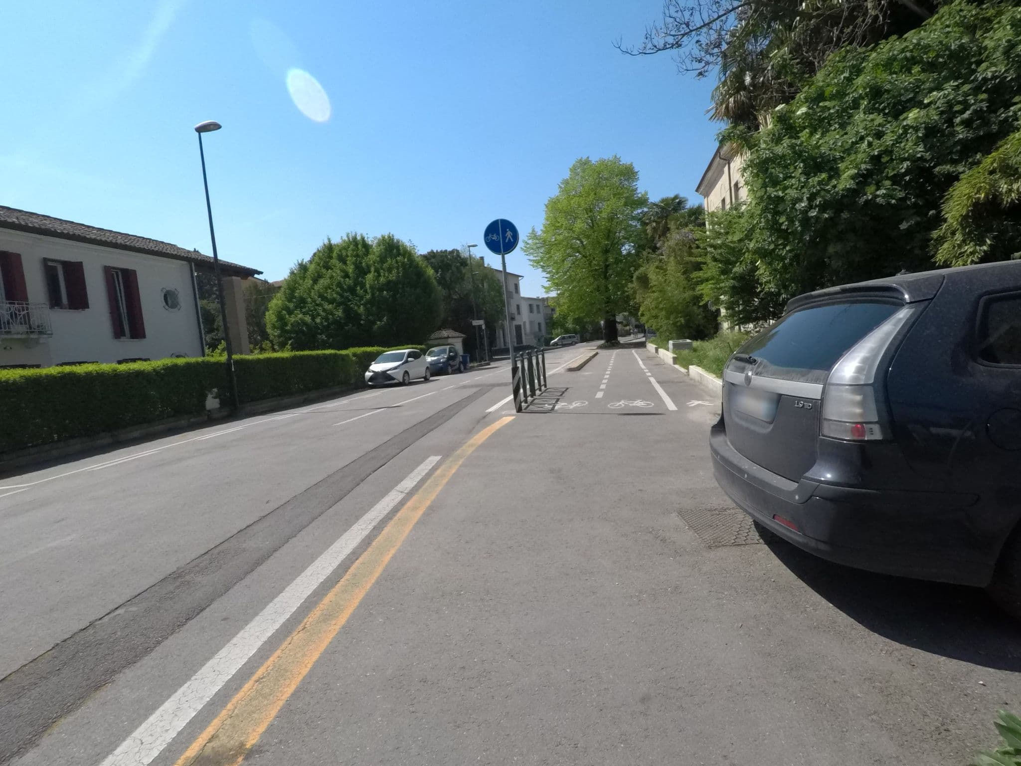 Street view near Bed & Breakfast Canova, Treviso — © borgofum (CC BY-SA · Mapillary)