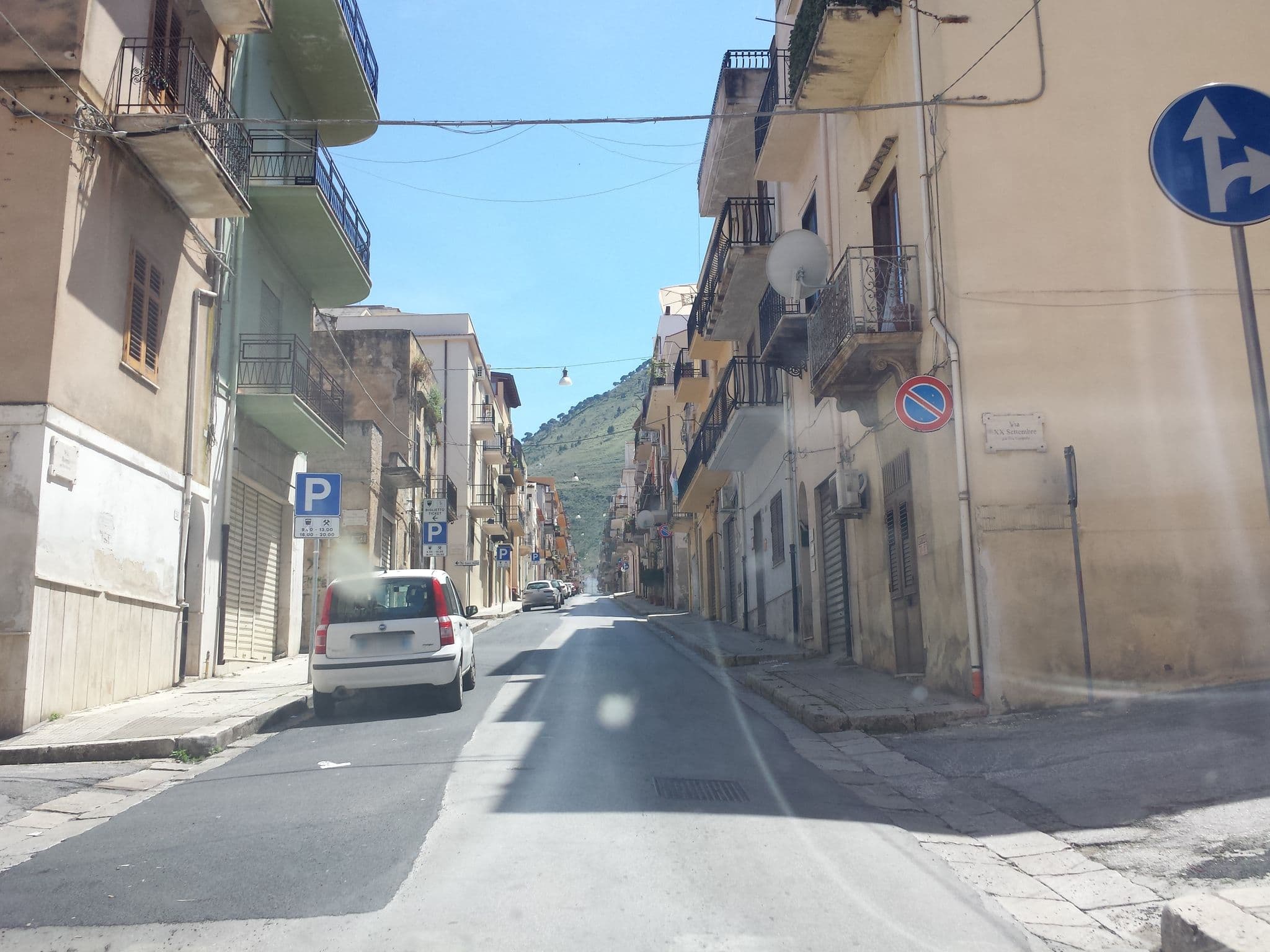 Street view near Calida b&b, Castellammare del Golfo — © aborruso (CC BY-SA · Mapillary)