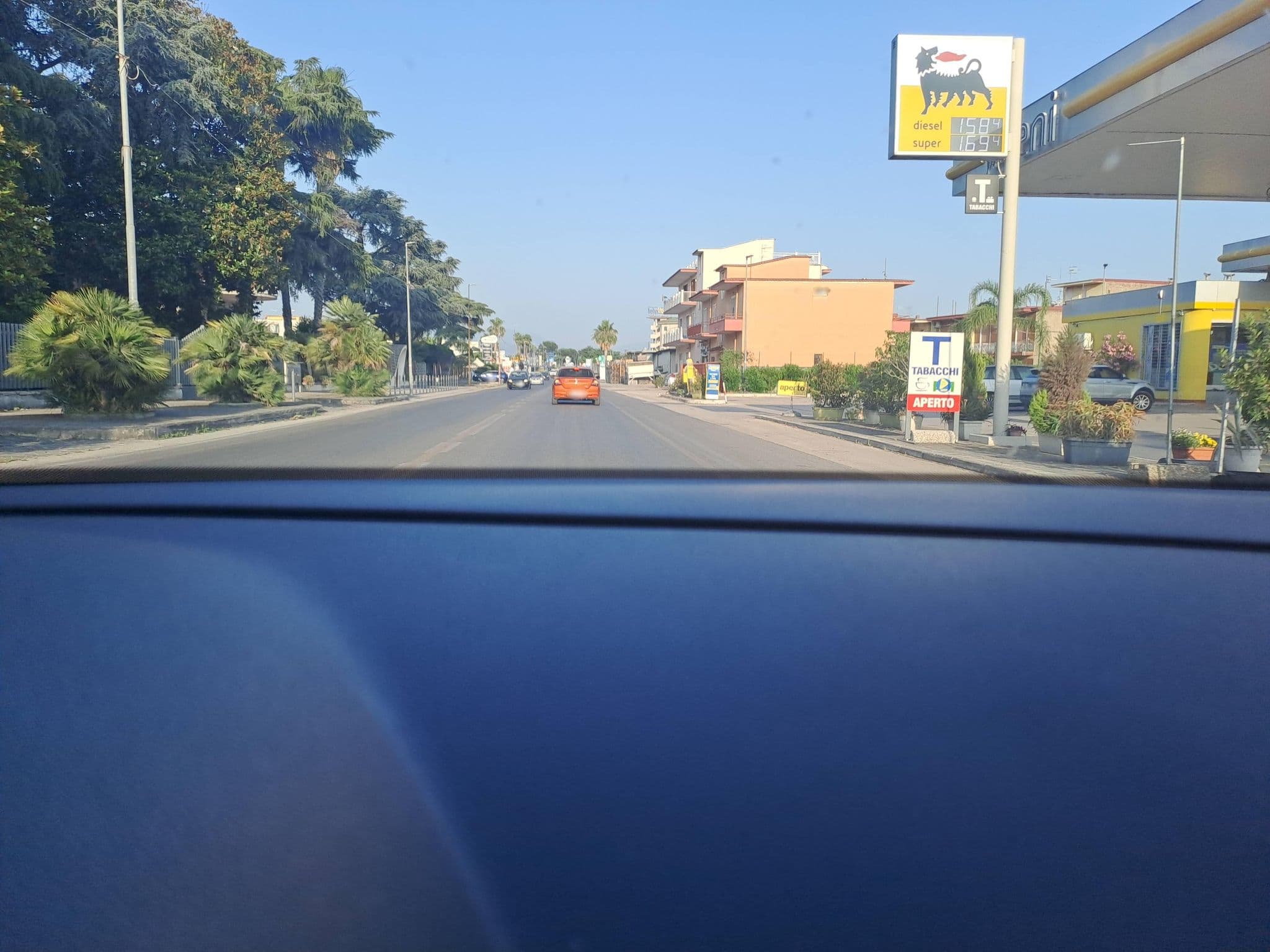 Street view near Hotel Casal Dell'Angelo, Marigliano — © lux17 (CC BY-SA · Mapillary)