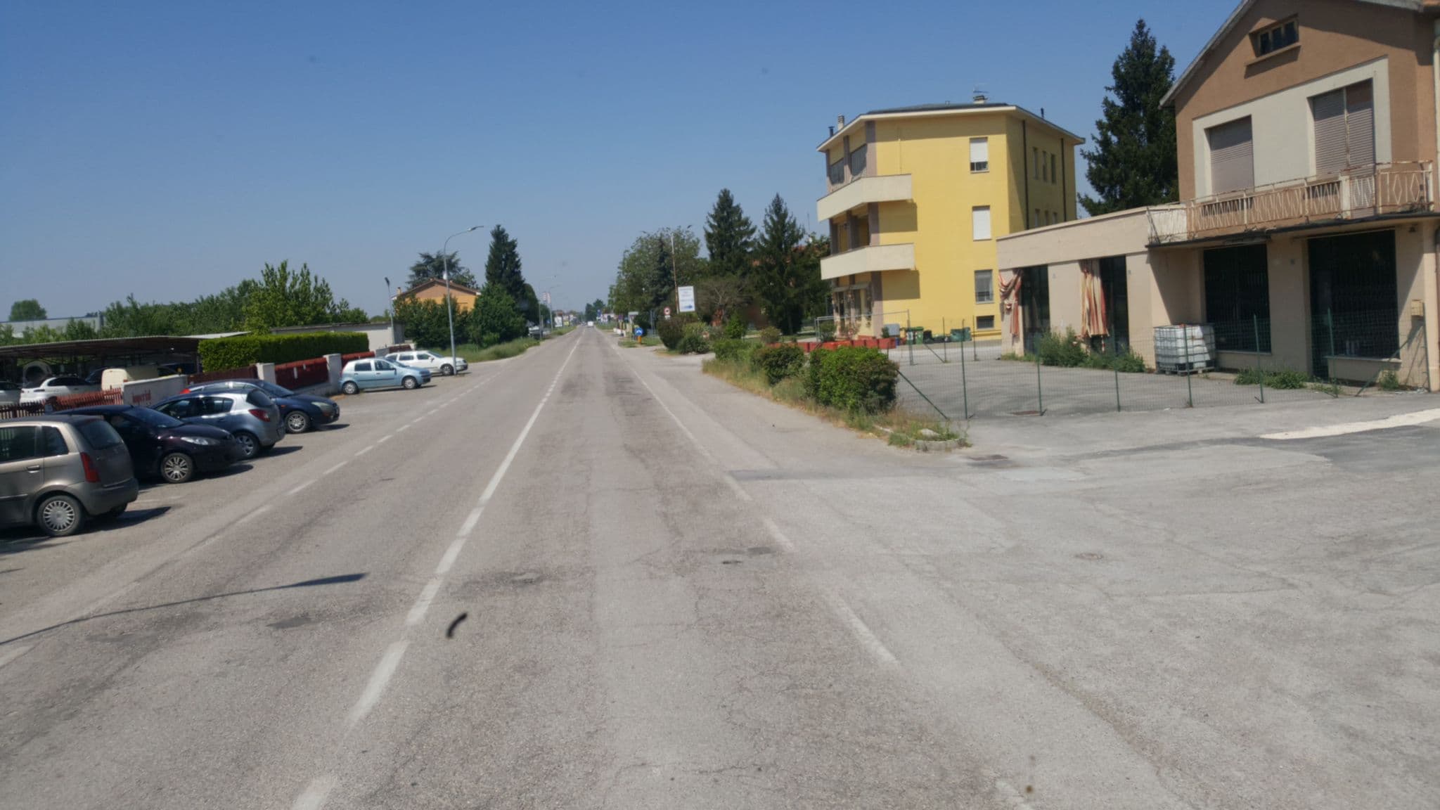 Street view near Hotel Eolo, Sermide — © klimakas (CC BY-SA · Mapillary)
