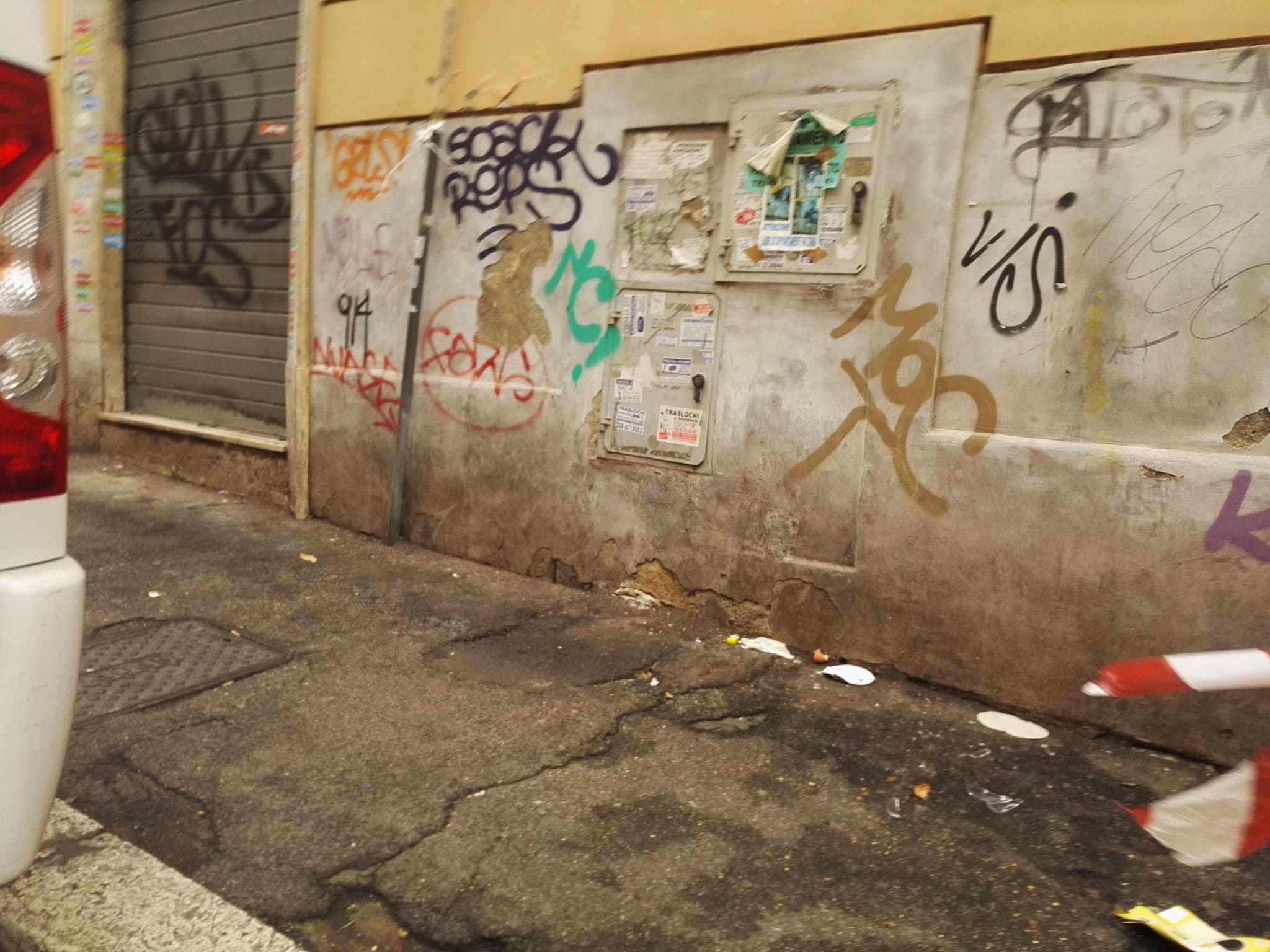 Street view near Hotel Varese Roma, Castro Pretorio