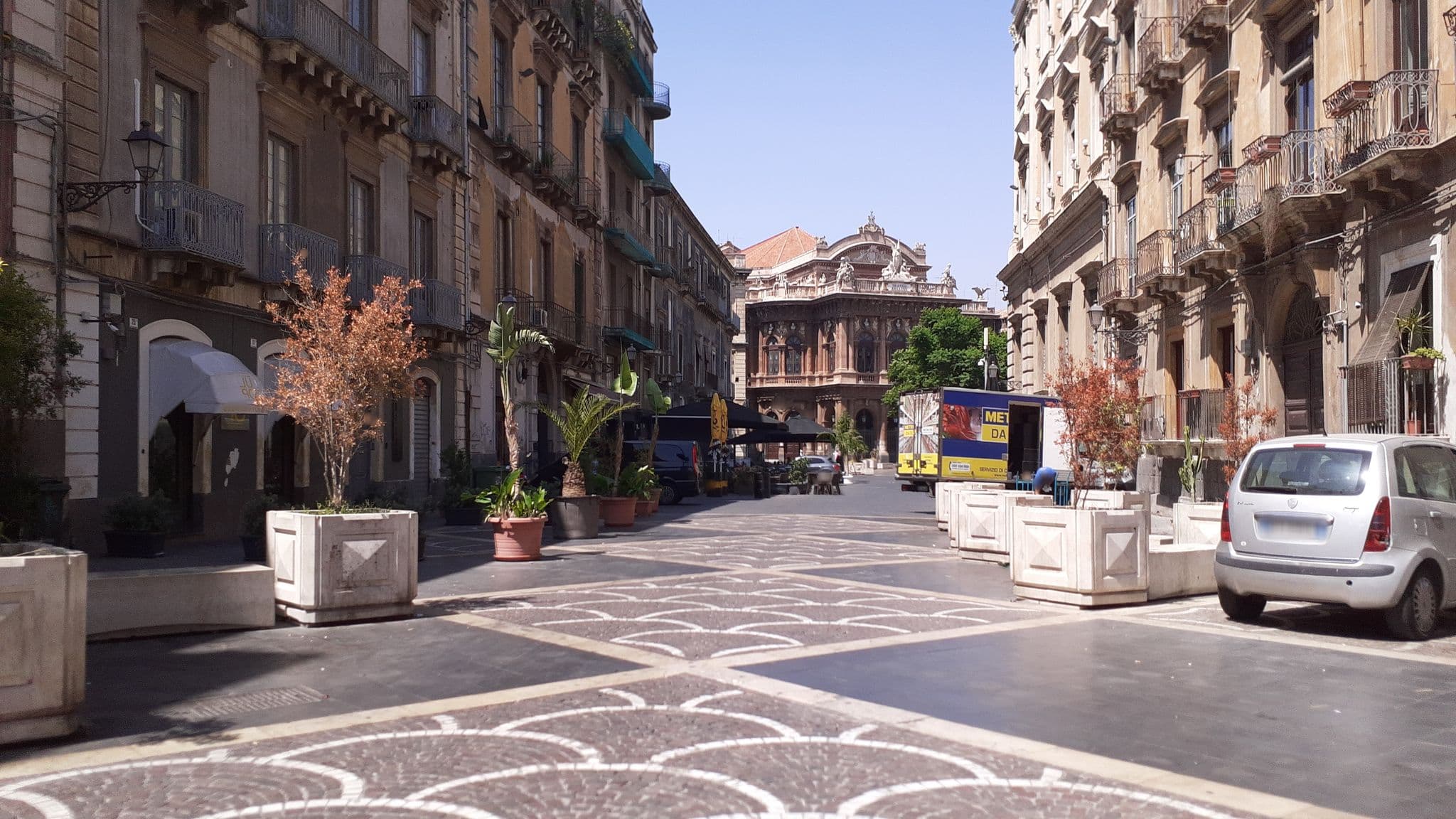 Street view near Habitat Boutique Hotel, Catania — © agliatav (CC BY-SA · Mapillary)