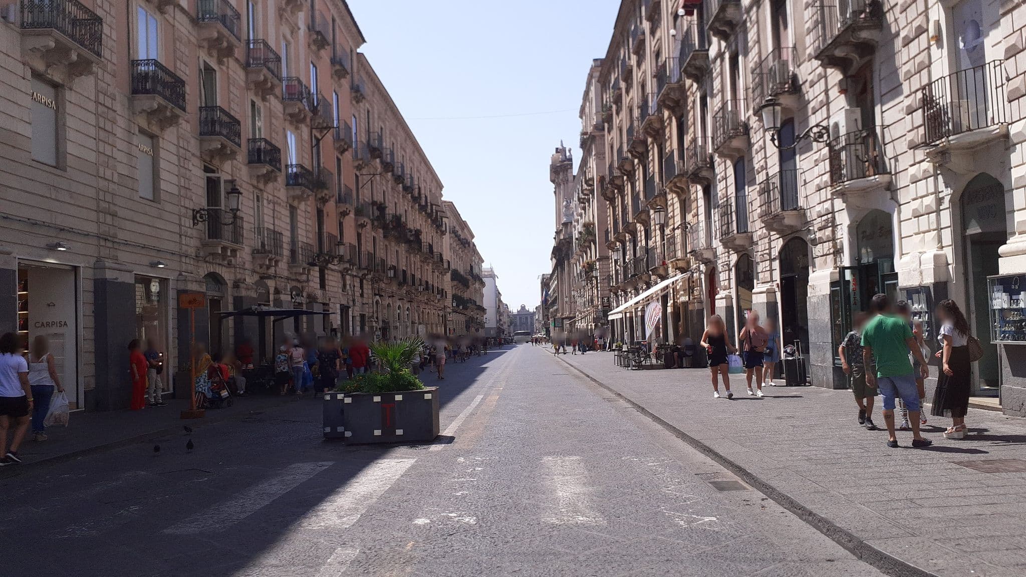 Street view near Stesicoro InHabit Catania City Center - Centro Storico - Via Etnea - Piazza Stesicoro, Catania — © agliatav (CC BY-SA · Mapillary)