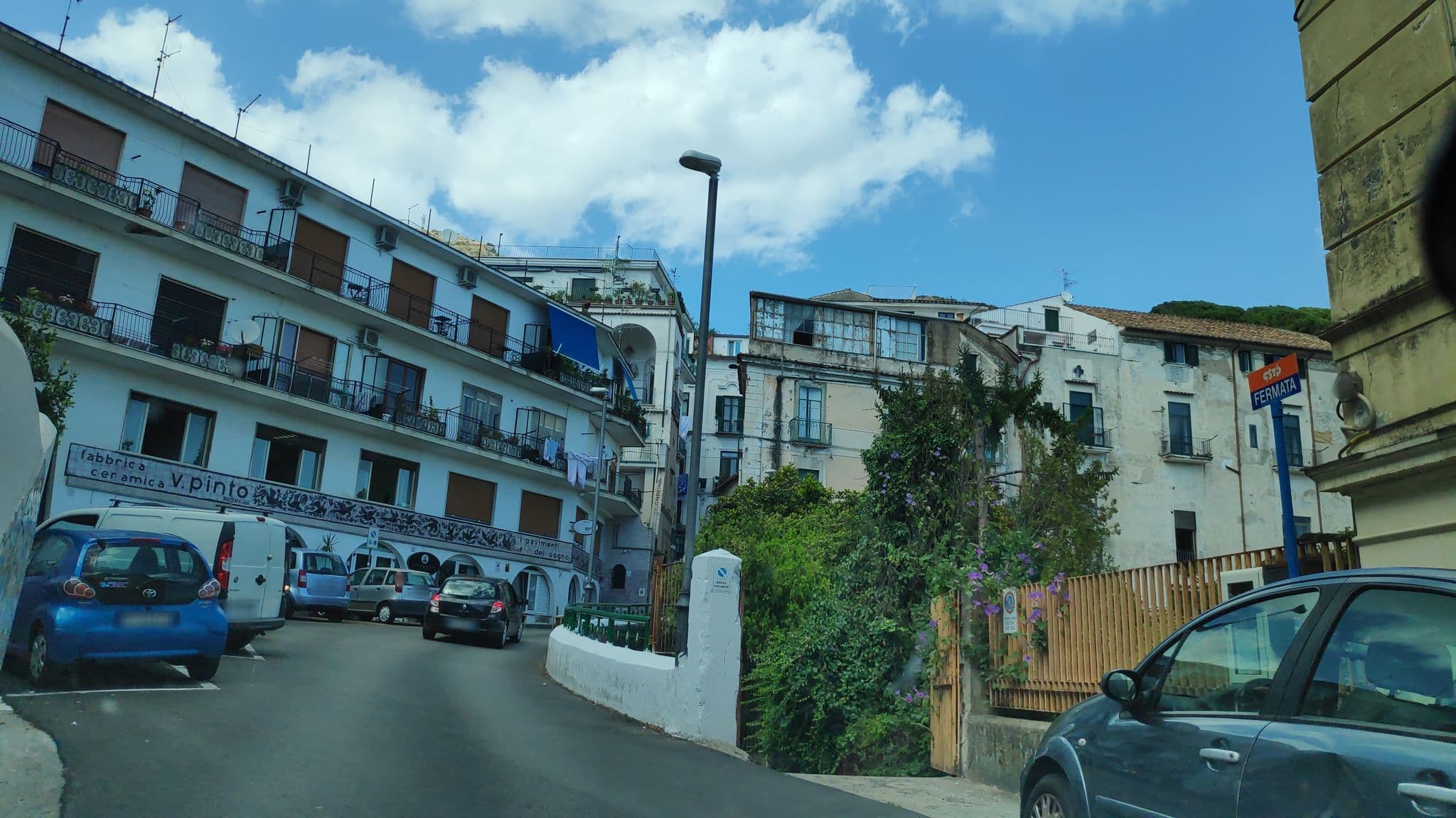 Street view near Bed and Brekfast Casa Anna Rita, Vietri sul Mare — © marcuscalabresus (CC BY-SA · Mapillary)
