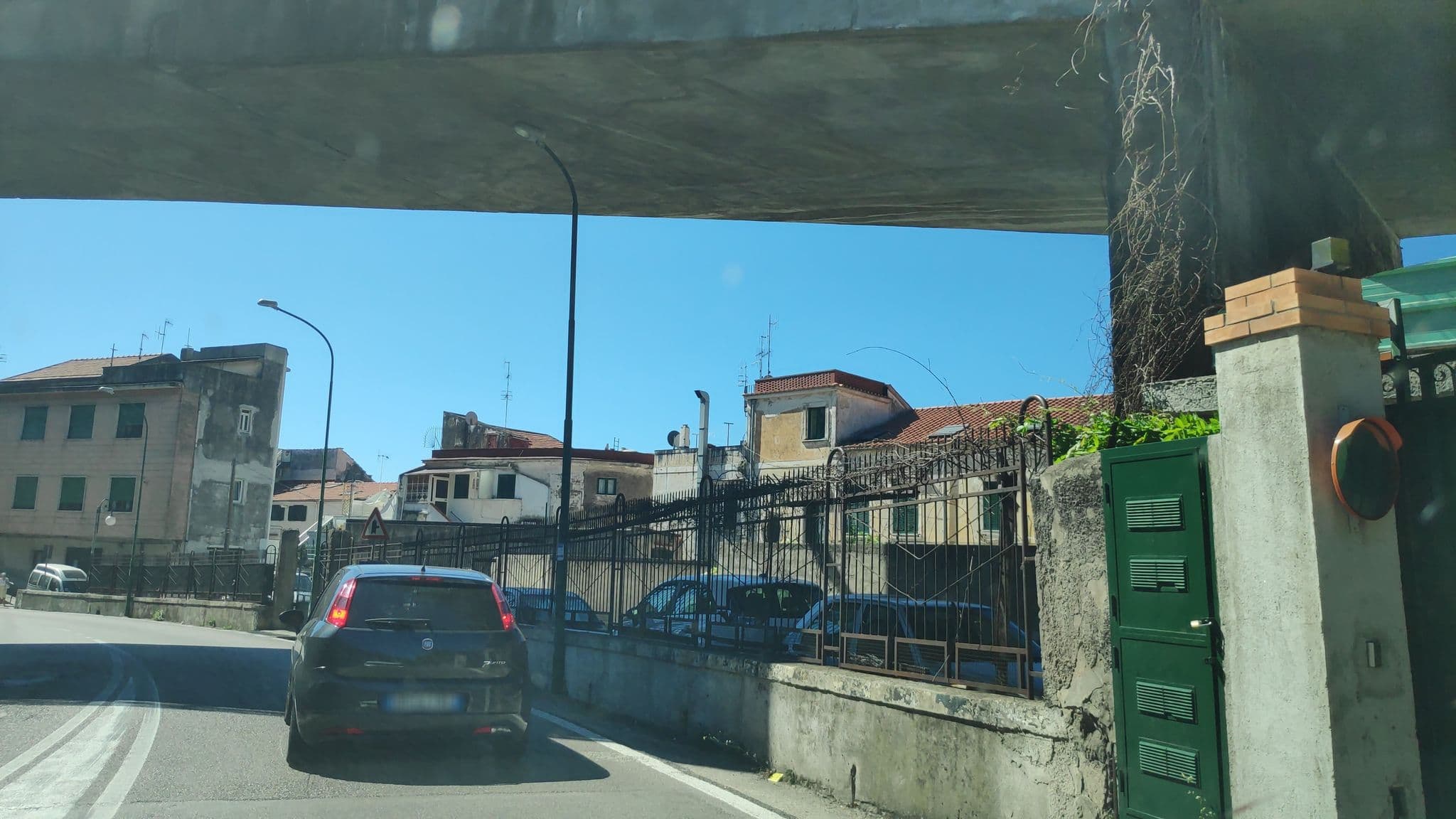 Street view near amaMì home, Vietri sul Mare — © marcuscalabresus (CC BY-SA · Mapillary)