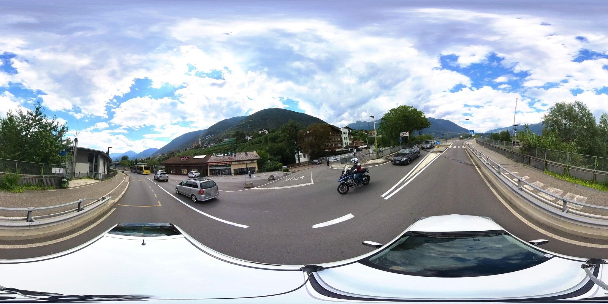 Street view near Piccolo Hotel Marlingerhof, Marlengo — © osmplus_org (CC BY-SA · Mapillary)