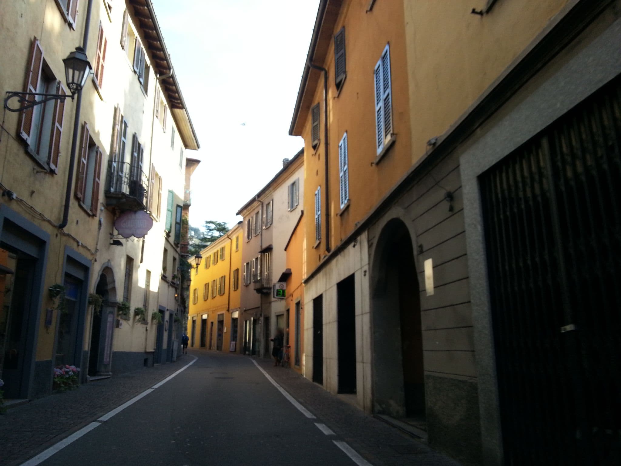 Street view near Albergo Ristorante Pizzeria Giardino, Cernobbio — © kaitu (CC BY-SA · Mapillary)