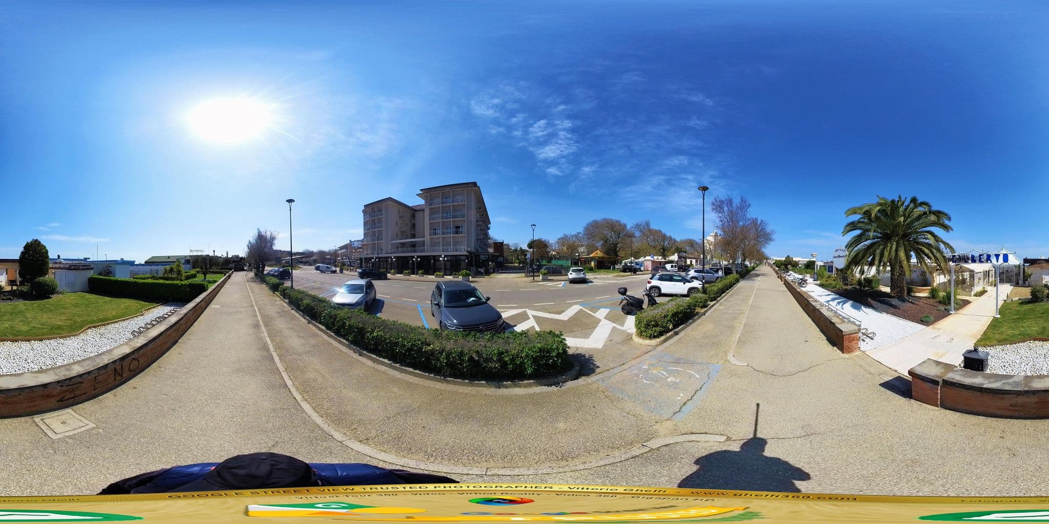 Street view near Hotel Lungomare, Cervia — © Ghelfi360 (CC BY-SA · Mapillary)