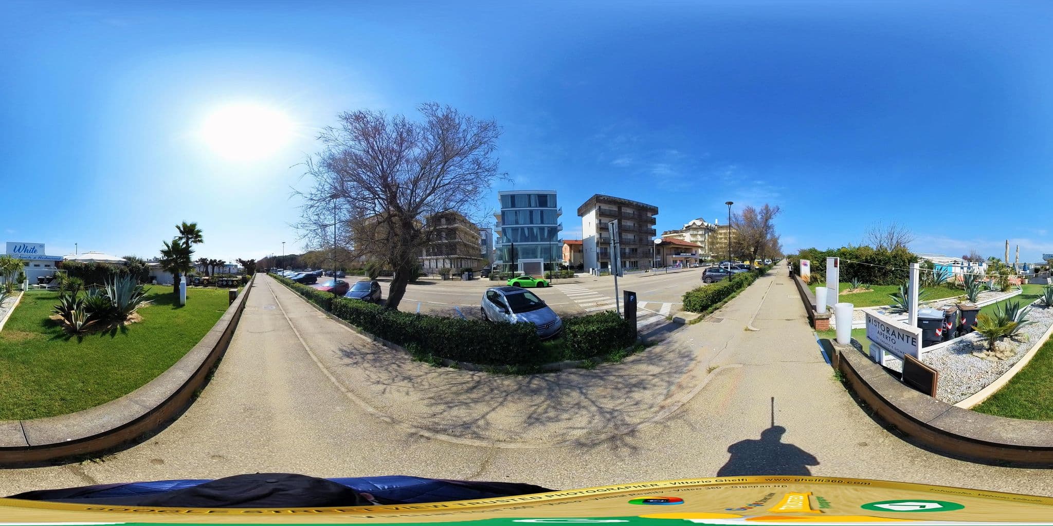 Street view near Hotel Commodore Cervia, Pinarella — © Ghelfi360 (CC BY-SA · Mapillary)