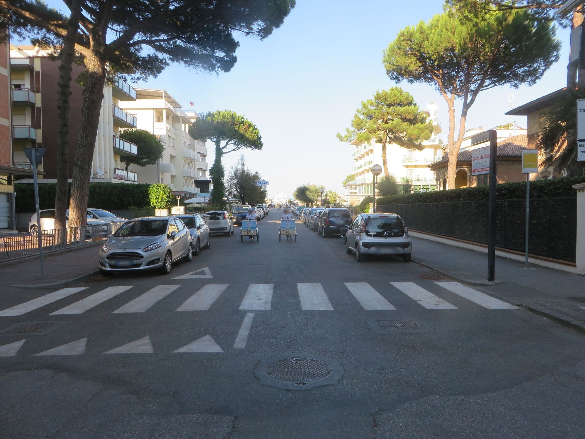 Street view near Hotel Globus - Milano Marittima, Milano Marittima