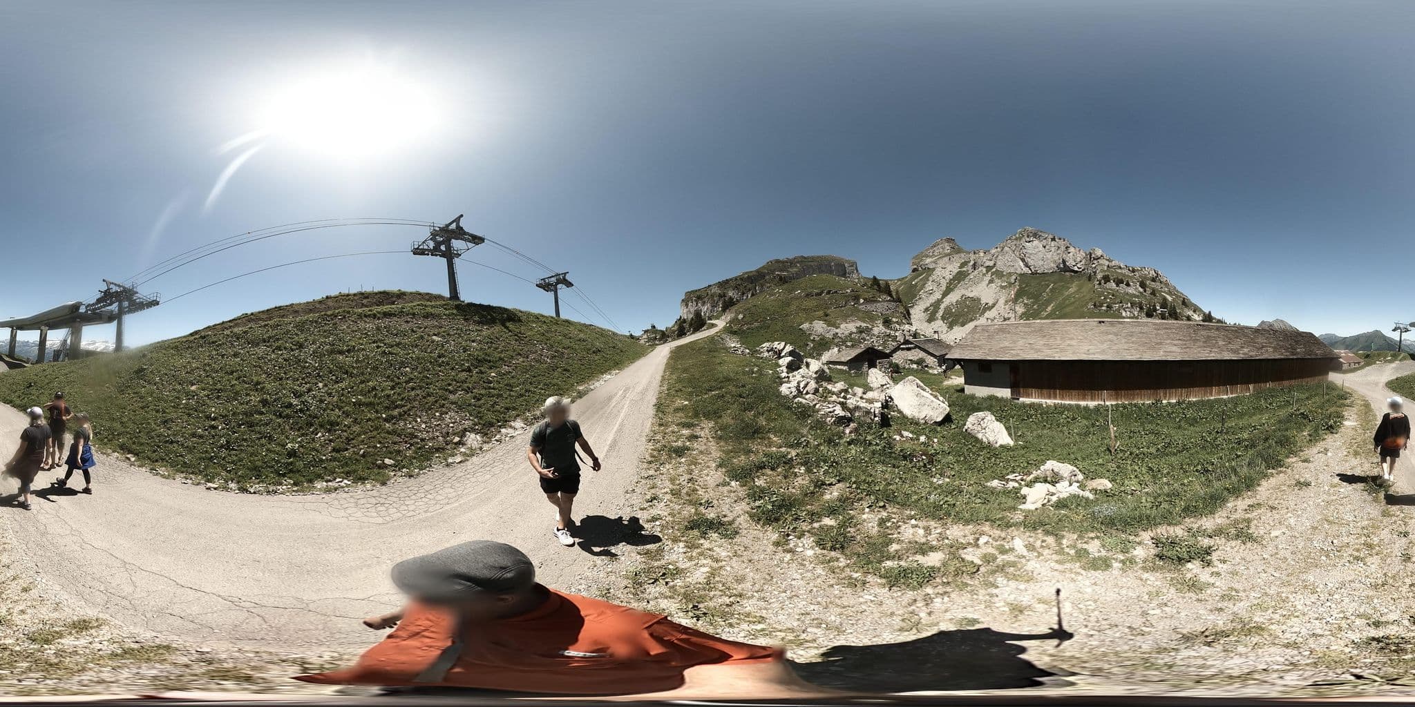Street view near Refuge de Mayen, Leysin — © graharg (CC BY-SA · Mapillary)