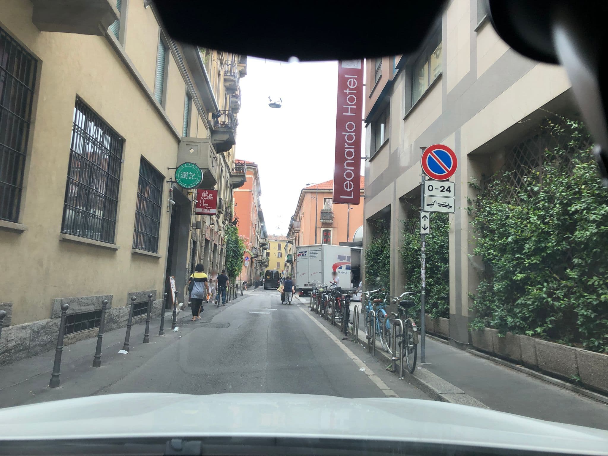 Street view near Concoct Milano, Chinatown — © adirricor (CC BY-SA · Mapillary)
