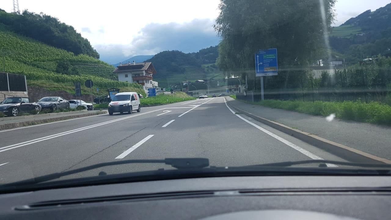 Street view near Tenuta & Hotel Spitalerhof, Chiusa — © mik007 (CC BY-SA · Mapillary)