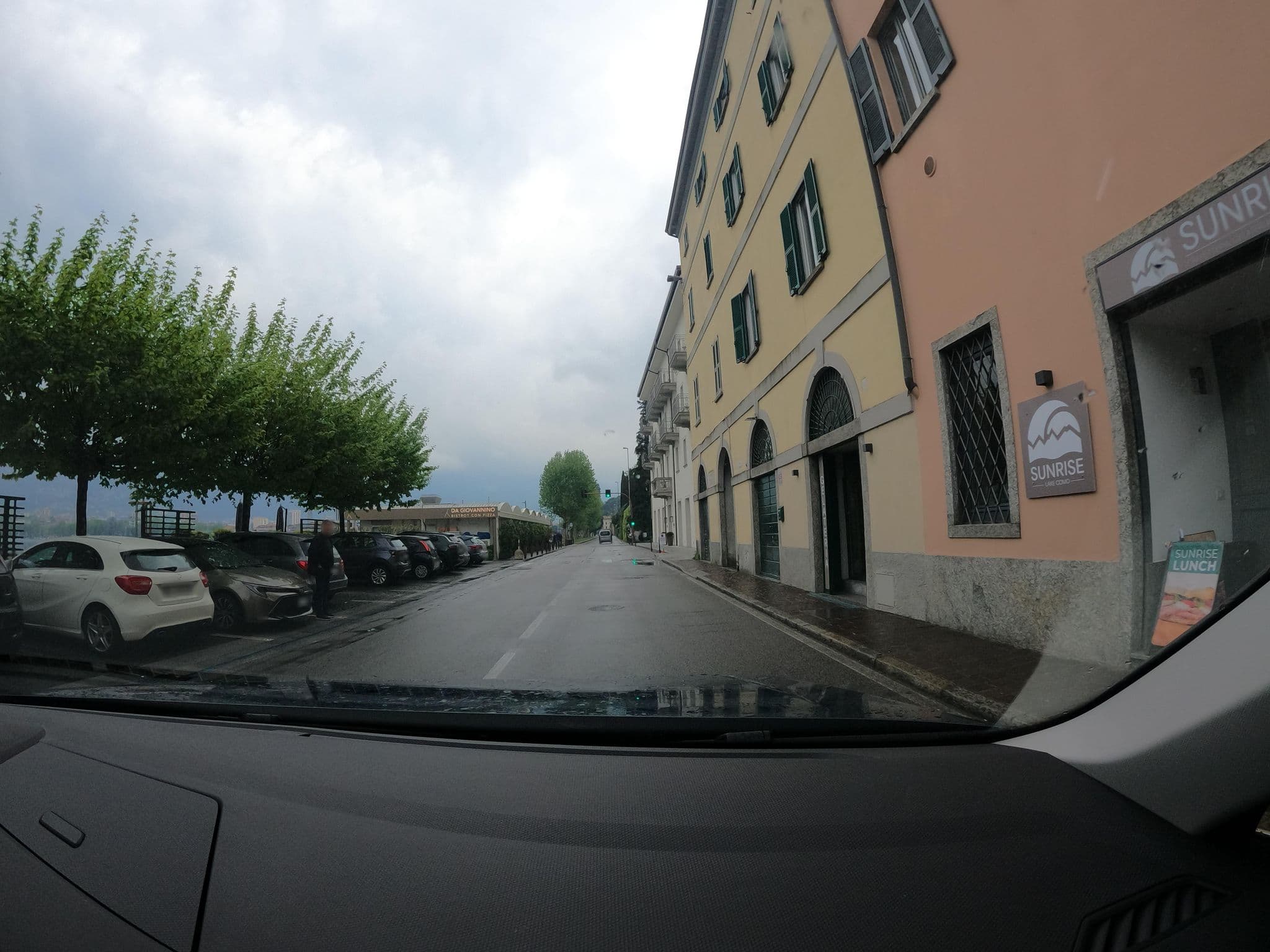 Street view near Hotel Promessi Sposi, Malgrate — © borovac (CC BY-SA · Mapillary)