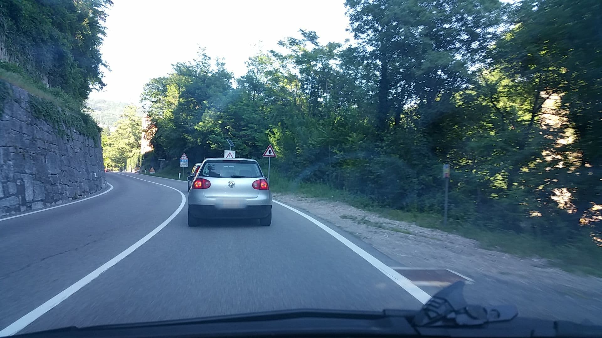 Street view near Ristorante Villa Madruzzo, Povo — © rotabulo (CC BY-SA · Mapillary)