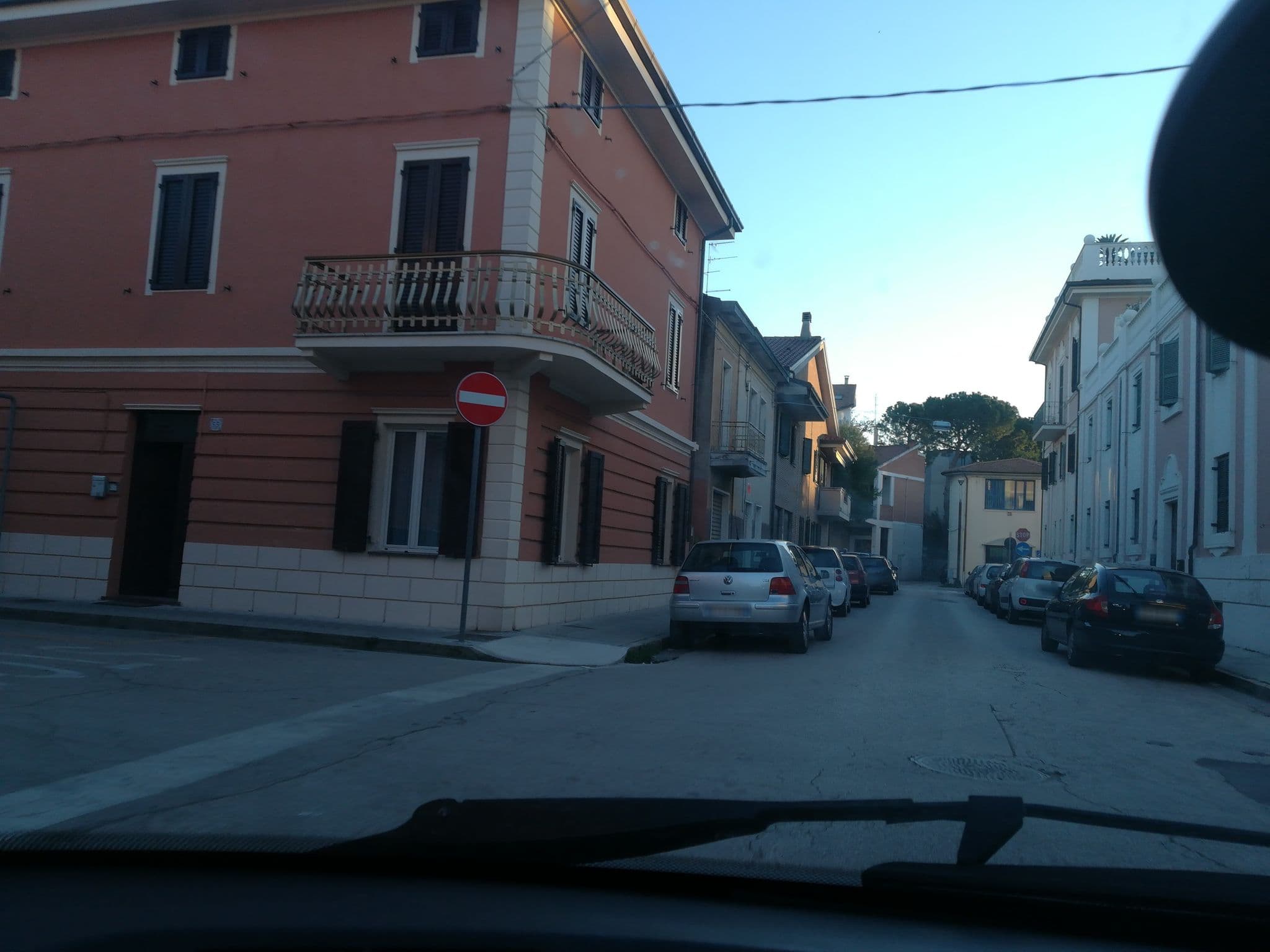 Street view near B&B Dormi Da Me Sul Mare, Civitanova Marche — © jeawrong (CC BY-SA · Mapillary)