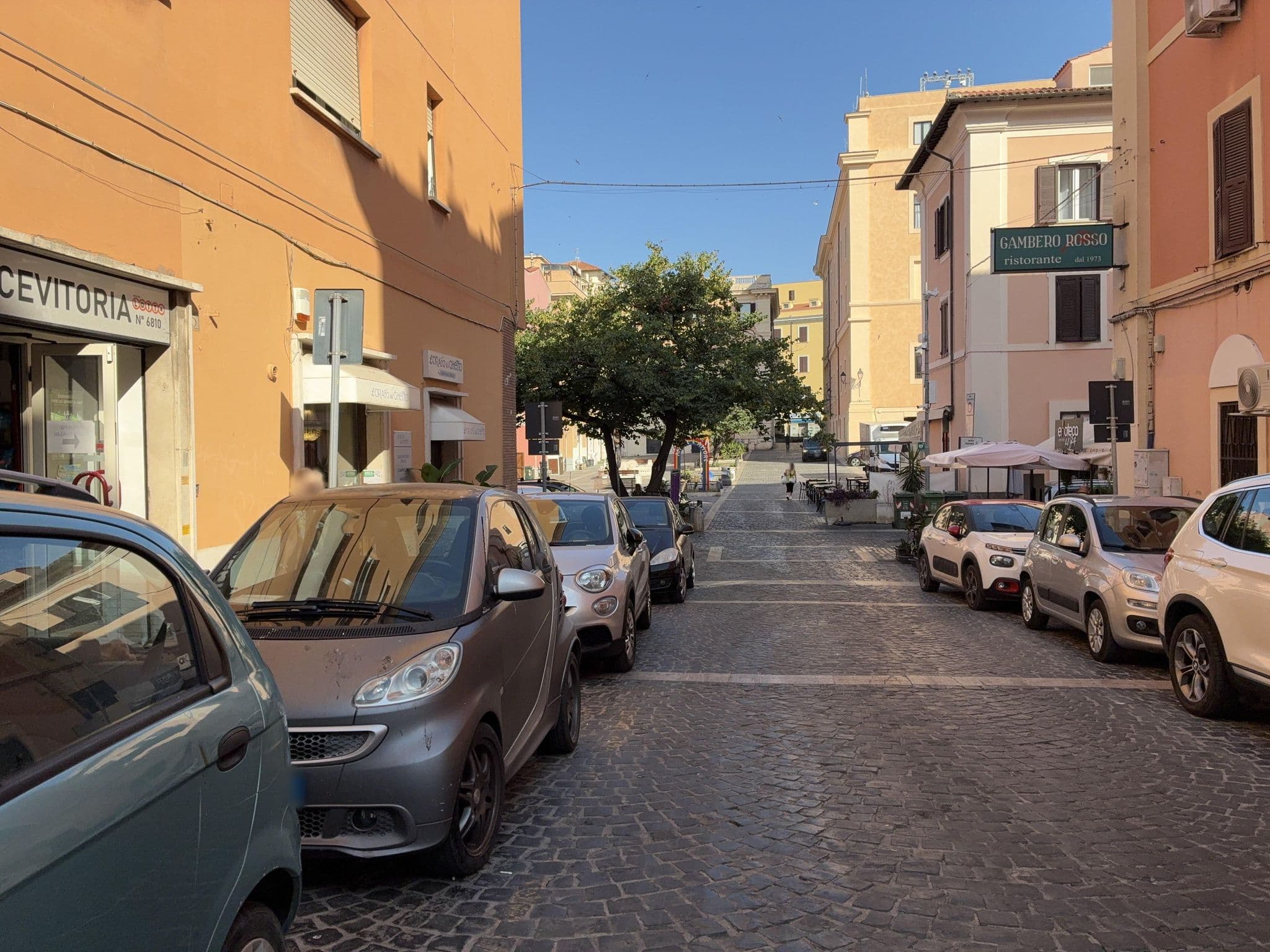 Street view near Bed and Breakfast PIAZZA FRATTI, Civitavecchia — © panbauletto (CC BY-SA · Mapillary)