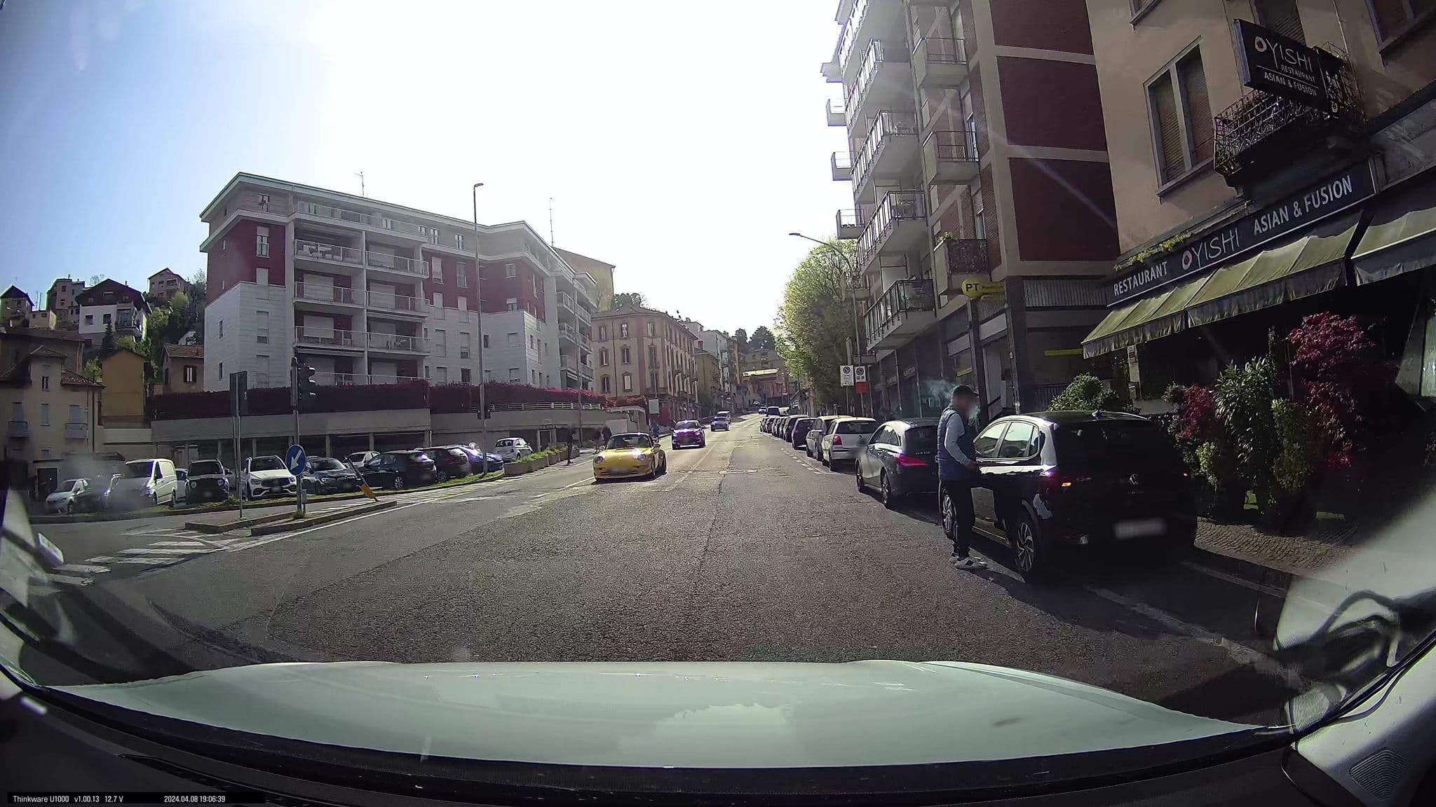 Street view near Hotel Ristorante Valtellina, Chiasso — © maxim752 (CC BY-SA · Mapillary)