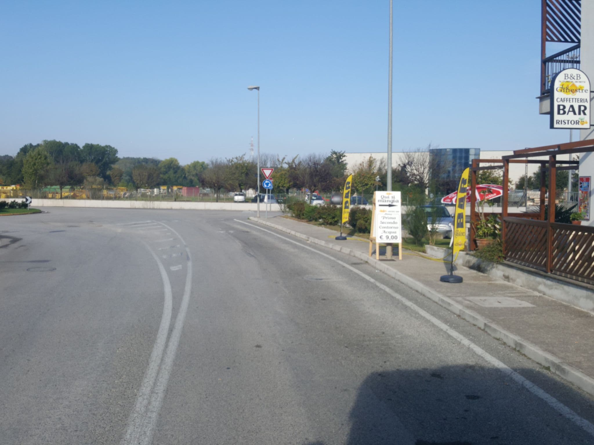 Street view near Affittacamere Le Ginestre Colleferro, Colleferro — © klimakas (CC BY-SA · Mapillary)
