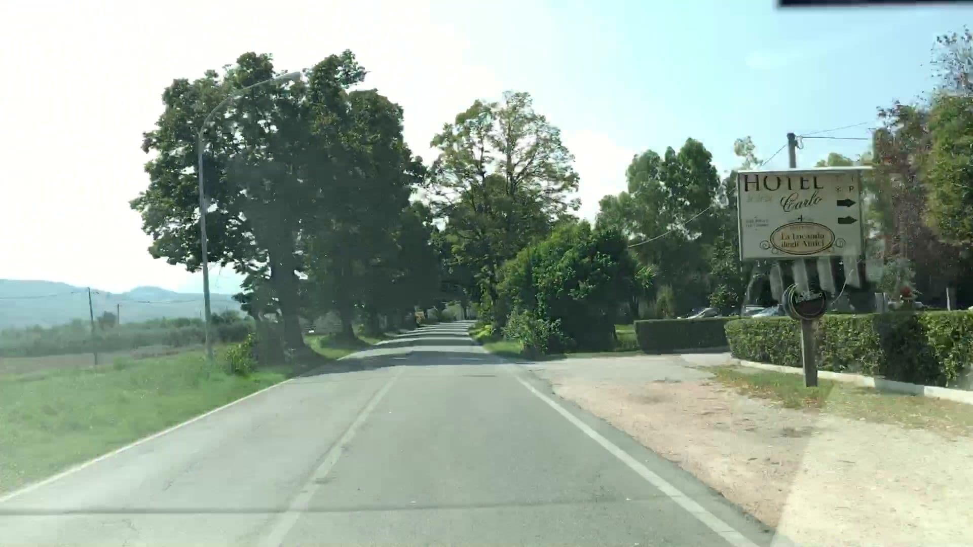 Street view near Hotel Carlo Di Paliotti Carlo, Pagliare — © lvl5 (CC BY-SA · Mapillary)