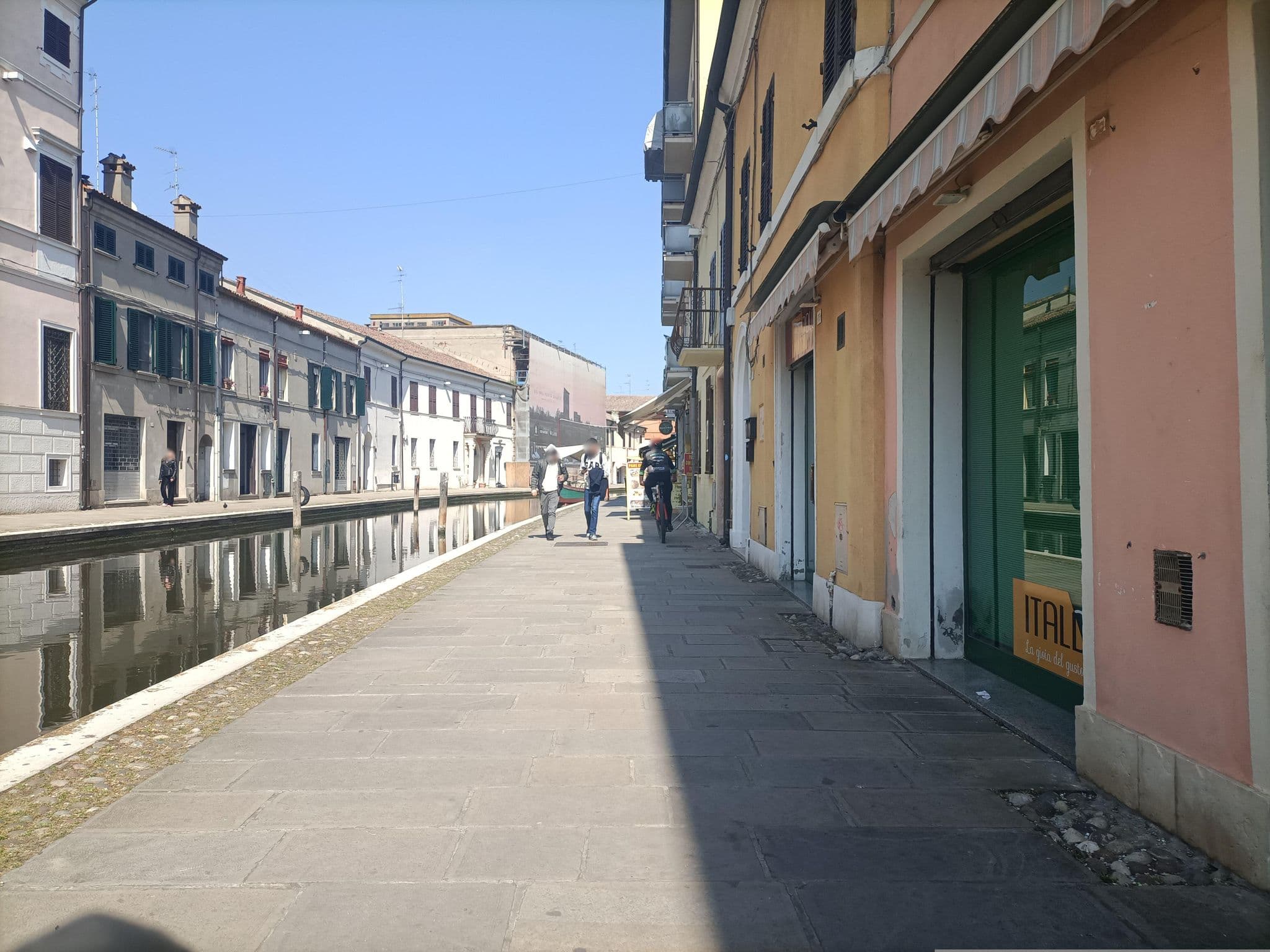 Street view near B&B ENCANTO DE LUNA, Comacchio — © BenveMap (CC BY-SA · Mapillary)