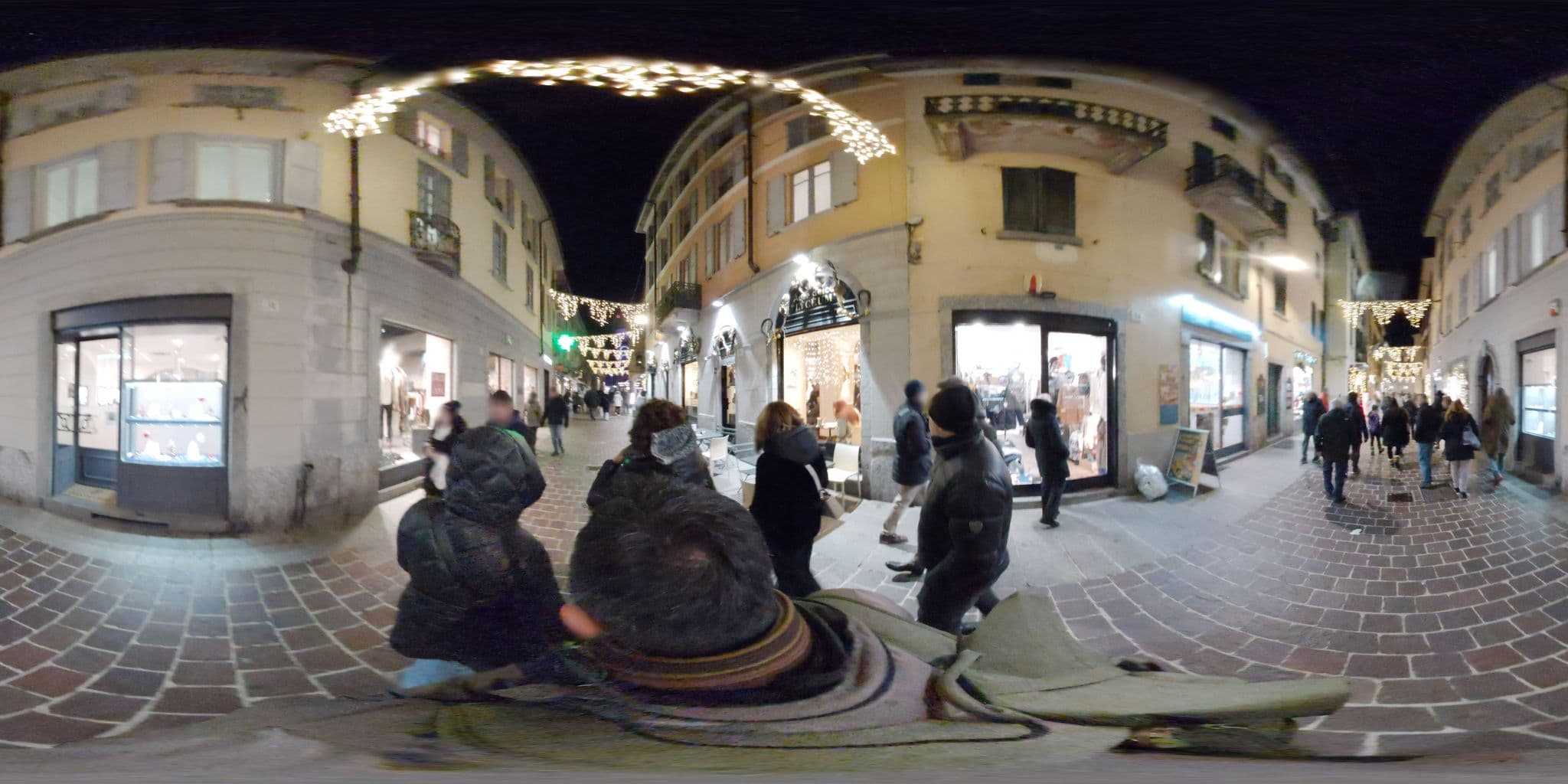 Street view near La Corte Delle Rondini by MyHomeInComo, Como — © mapconcierge (CC BY-SA · Mapillary)