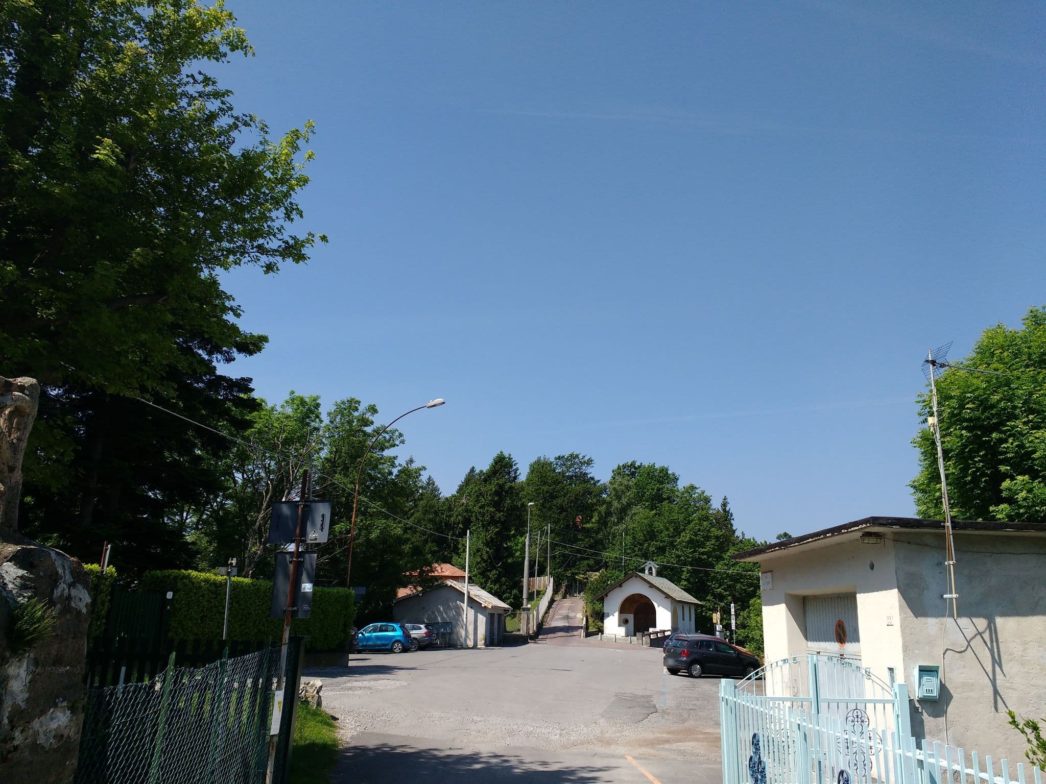 Street view near Baita Cao, Brunate — © frafra (CC BY-SA · Mapillary)