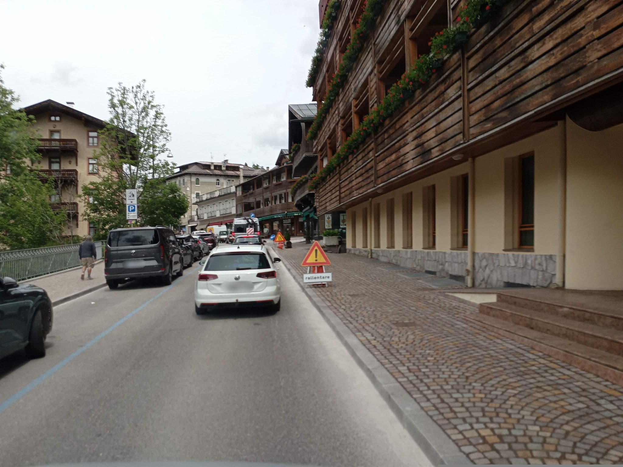 Street view near Radisson Residences Savoia Palace Cortina d’Ampezzo, Cortina d'Ampezzo