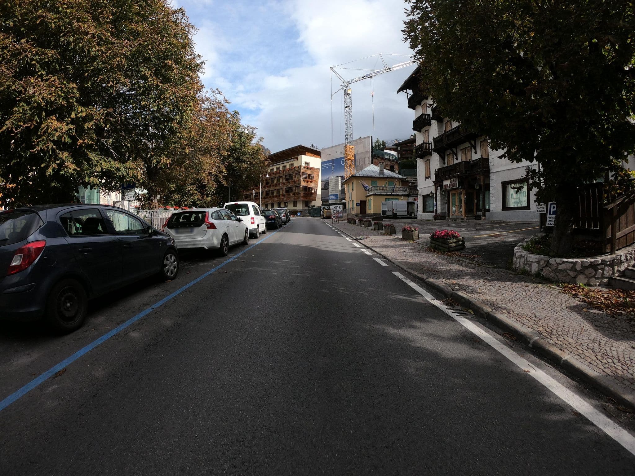 Street view near Hotel Majoni, Cortina d'Ampezzo