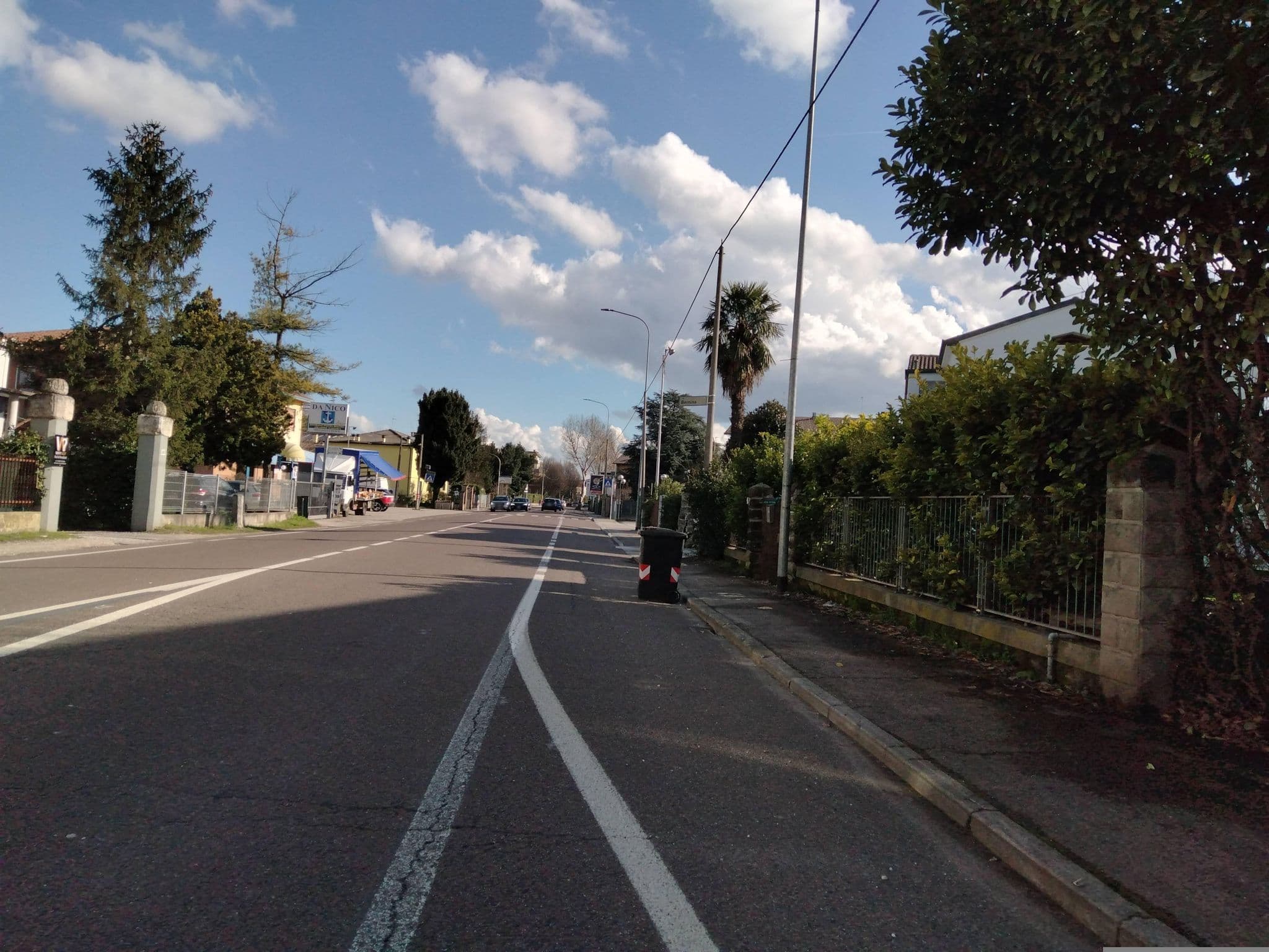 Street view near B&B WhyNot? Bed & Breakfast a Vicenza, Crispi Cavour — © mircozorzo (CC BY-SA · Mapillary)