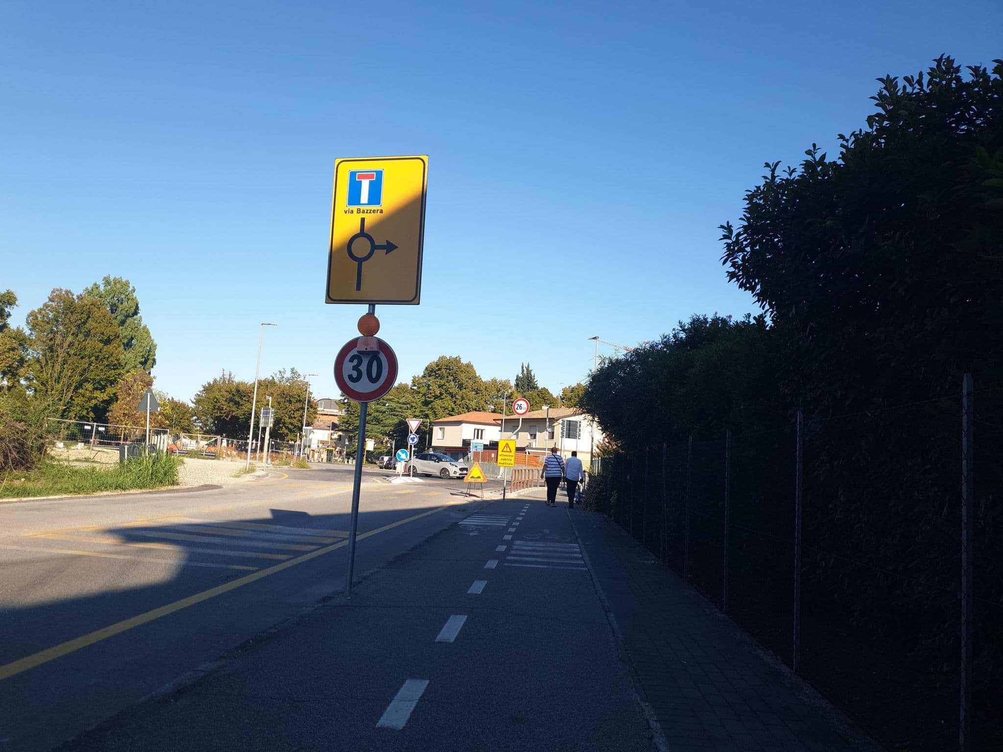 Street view near Guest House Bella Onda, Tessera — © voschix (CC BY-SA · Mapillary)