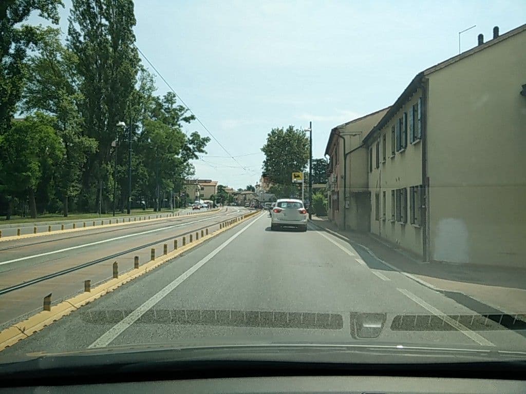 Street view near Red Lion Guest House, Favaro Veneto — © bellazambo (CC BY-SA · Mapillary)