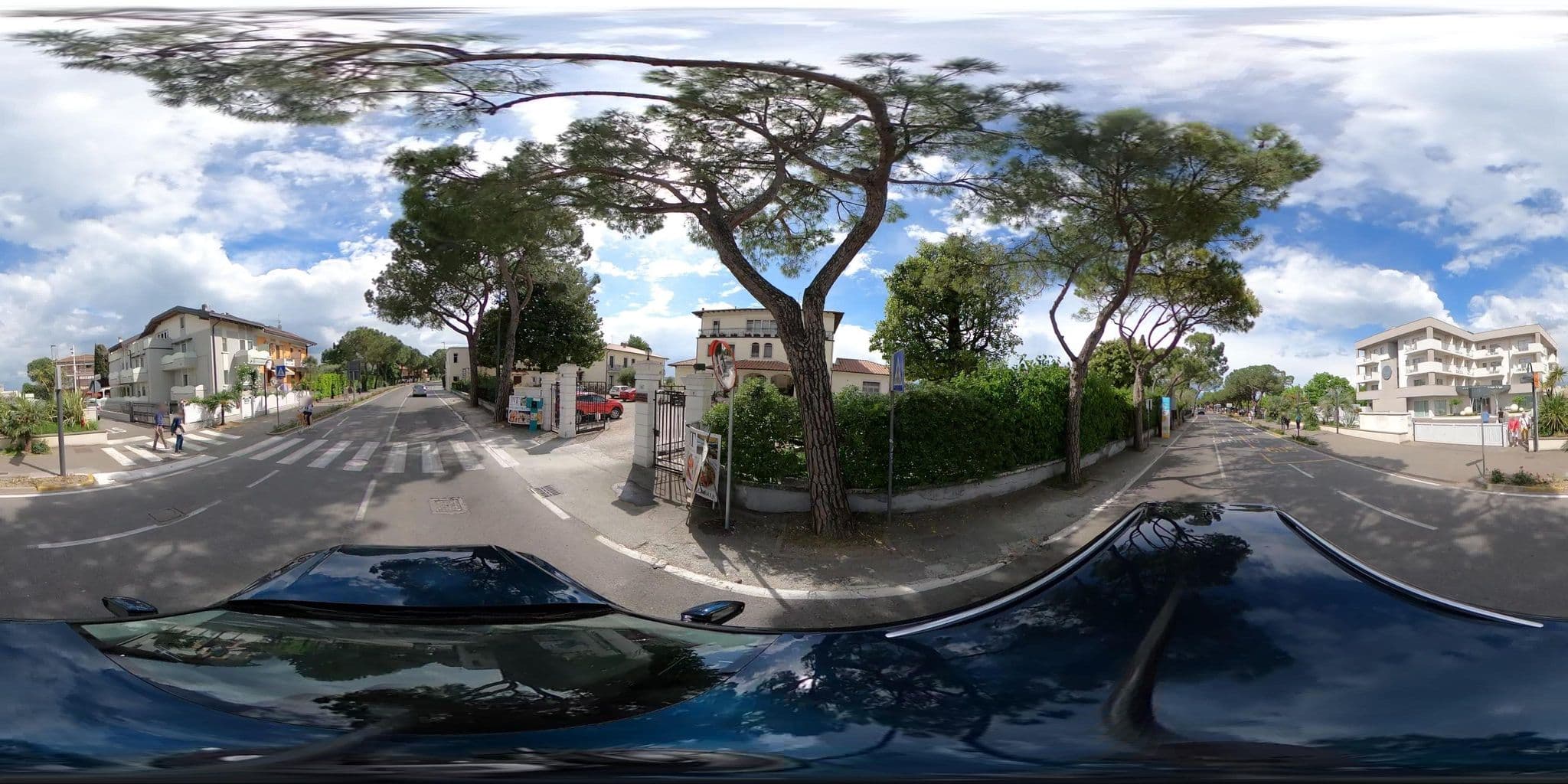 Street view near Hotel Villa Trieste, Sirmione — © borovac (CC BY-SA · Mapillary)