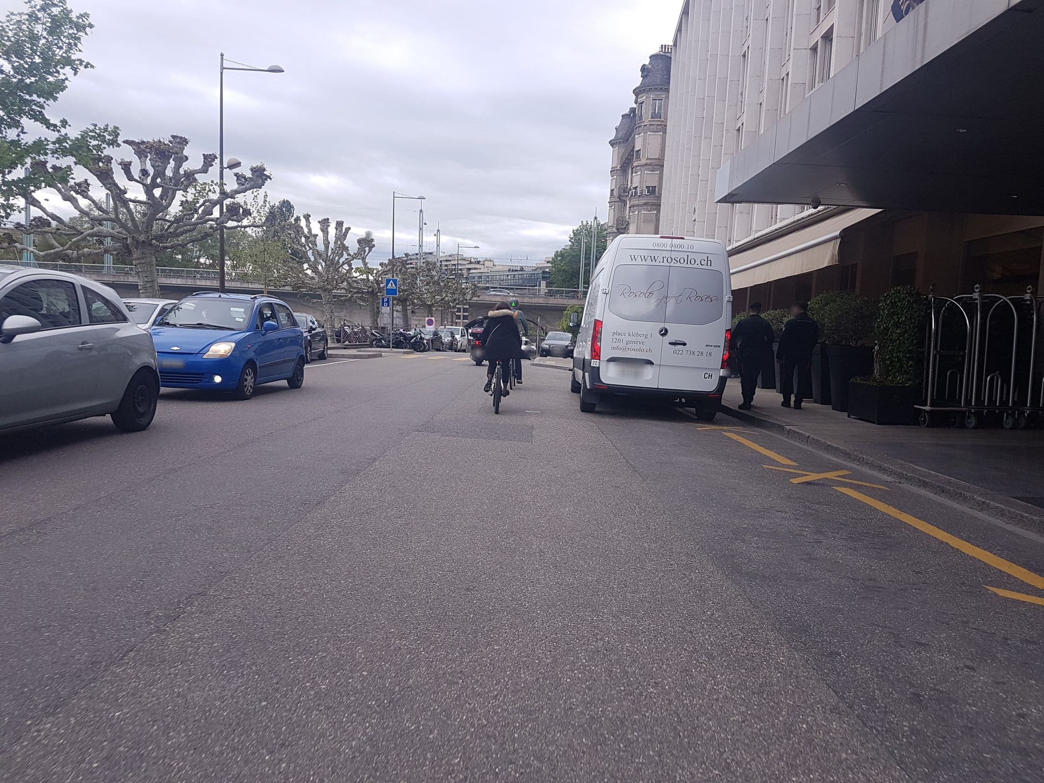 Street view near Mandarin Oriental, Geneva — © changchun1 (CC BY-SA · Mapillary)