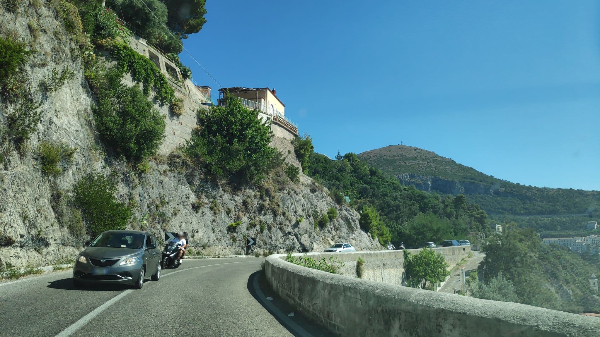 Street view near Due Relais - Panoramic Sea View Suites, Vietri sul Mare — © marcuscalabresus (CC BY-SA · Mapillary)
