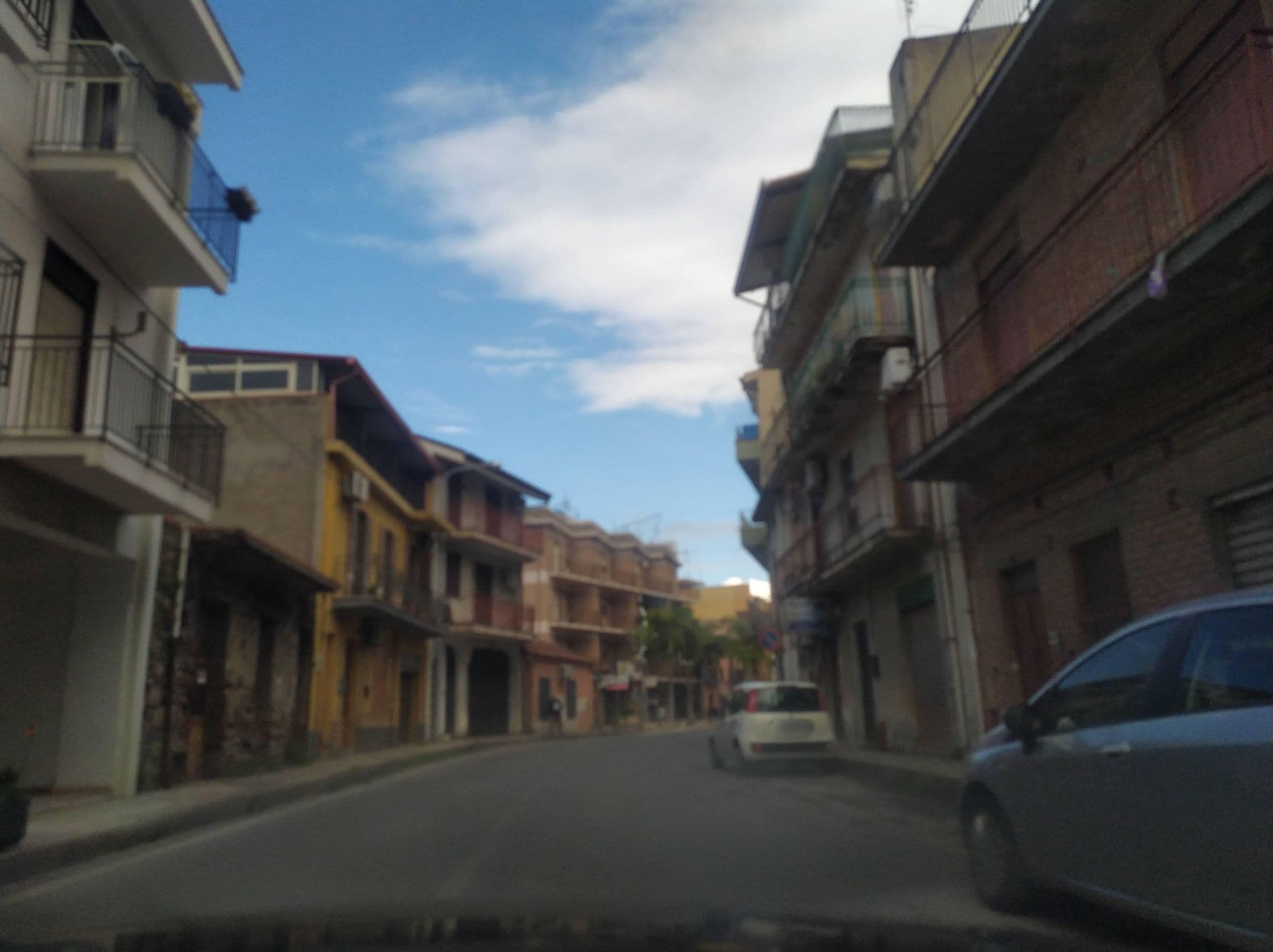 Street view near La Casa Du Barone, Falcone — © mcosm (CC BY-SA · Mapillary)